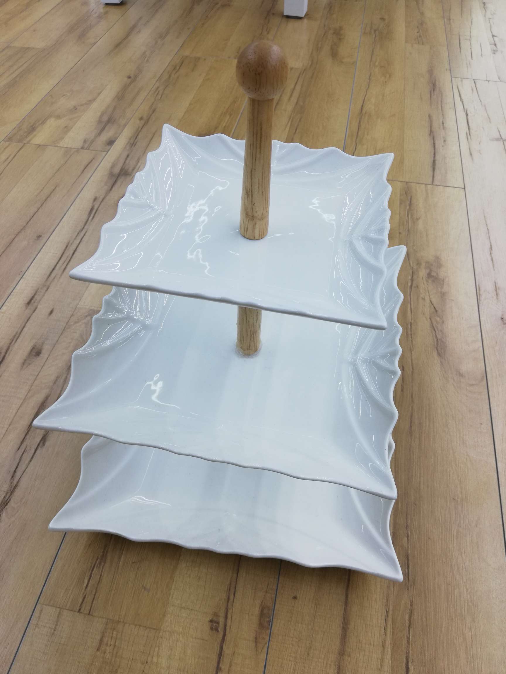 陶瓷盘/陶瓷串盘/蛋糕串盘产品图