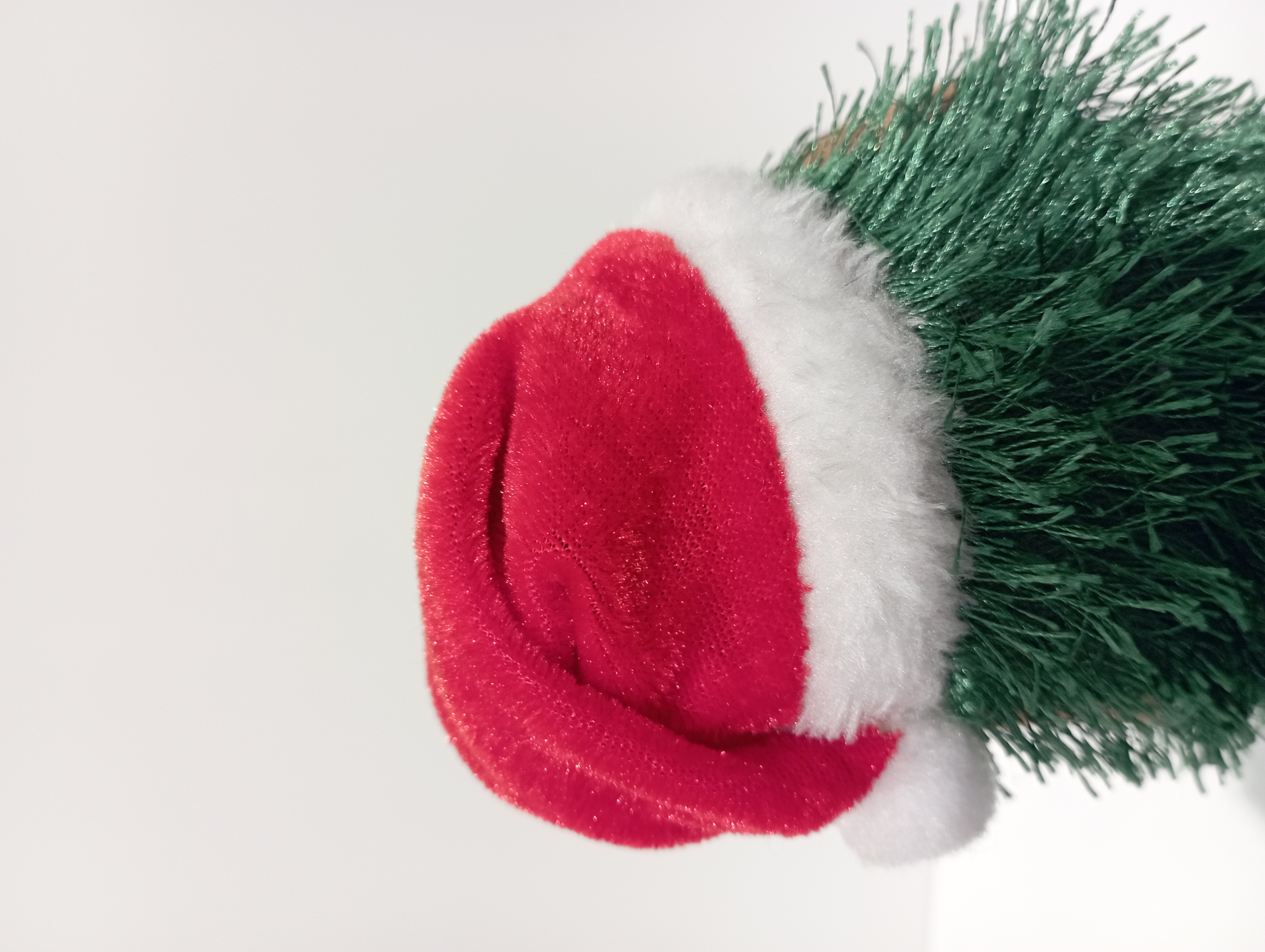 Christmas Tree 9123, a rotating Christmas toy with music, is a Christmas surprise for children Specification image