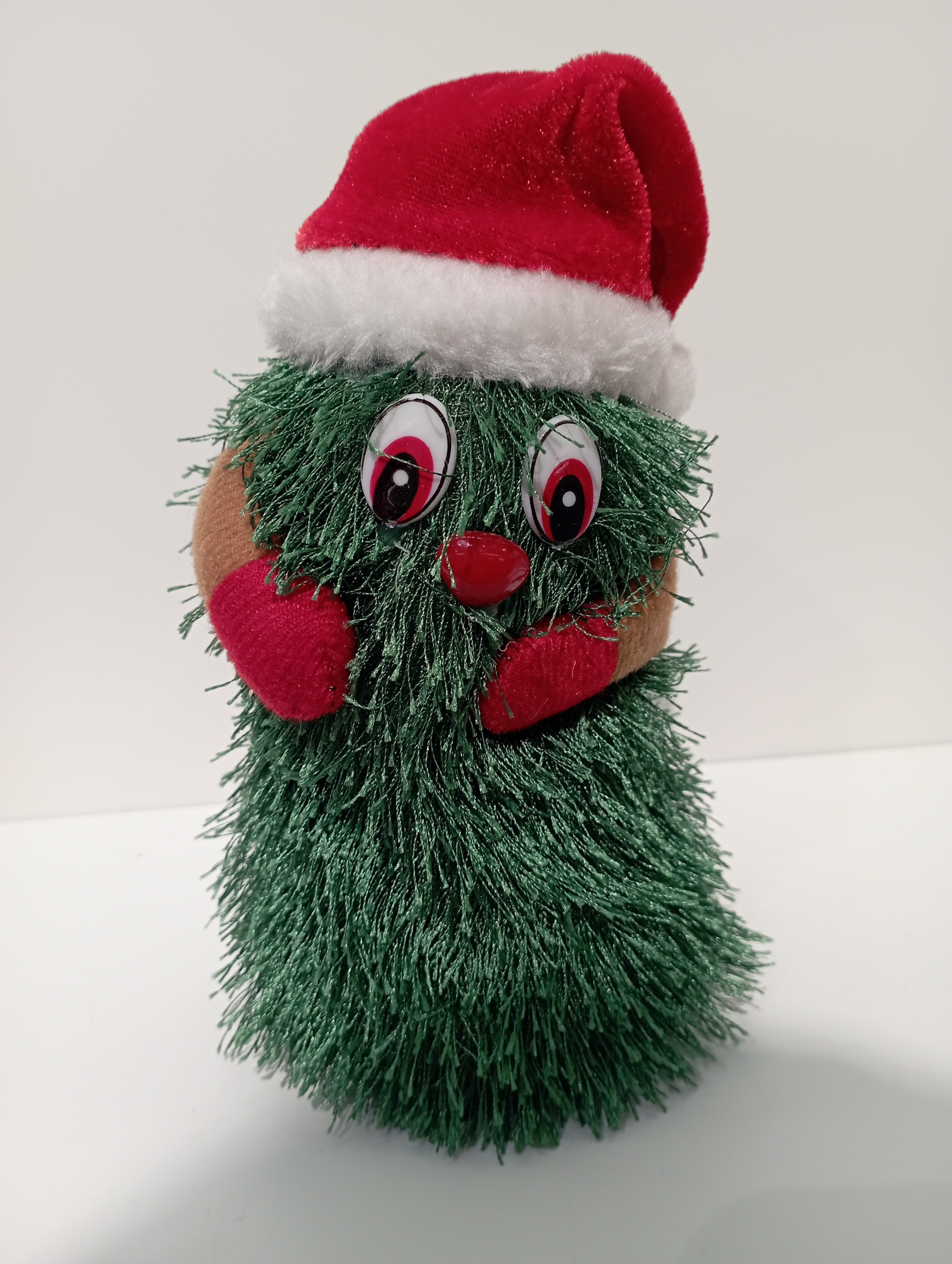 Christmas Tree 9123, a rotating Christmas toy with music, is a Christmas surprise for children