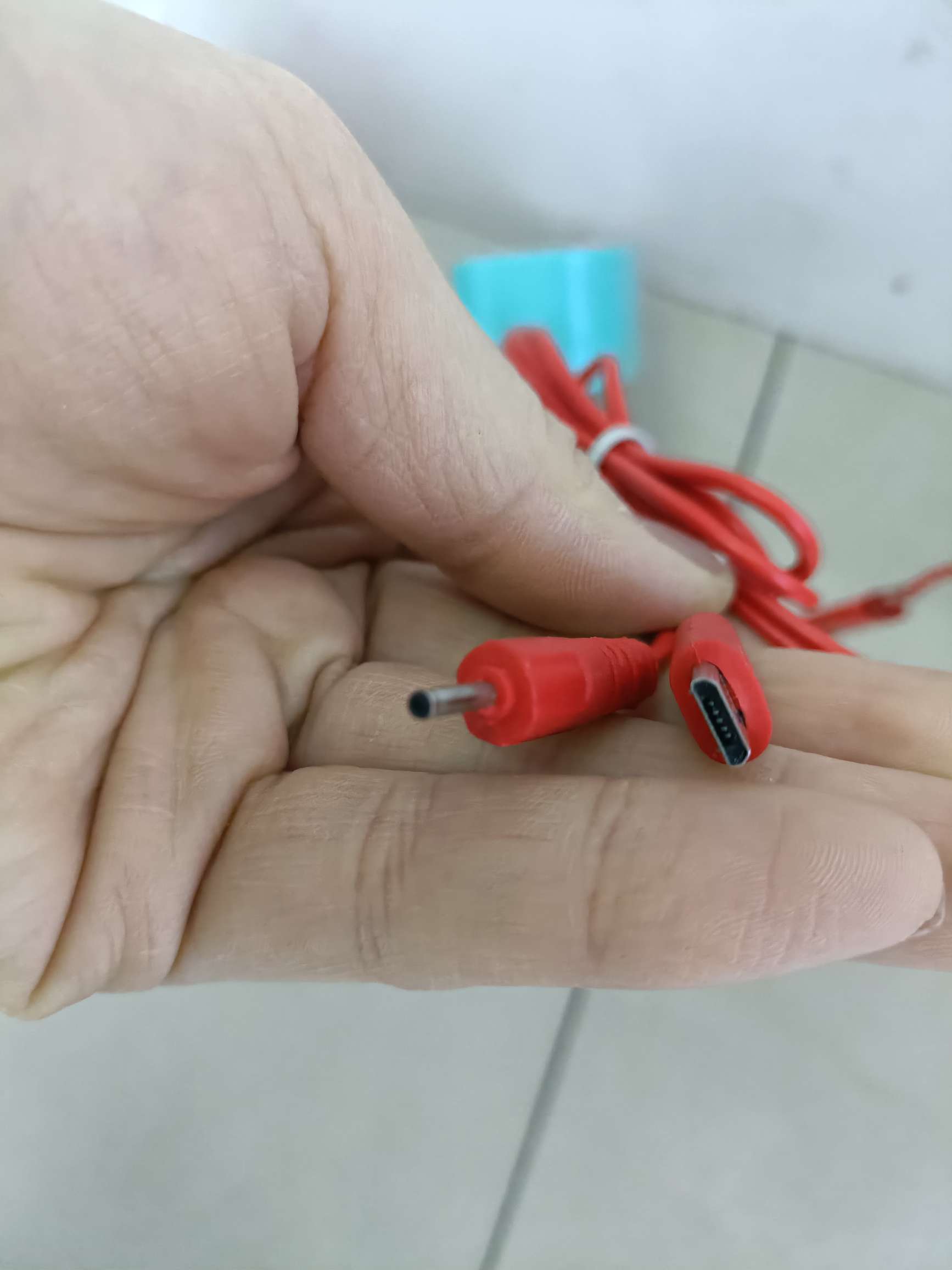 5USB doble cargador de clip rojo detail image 9