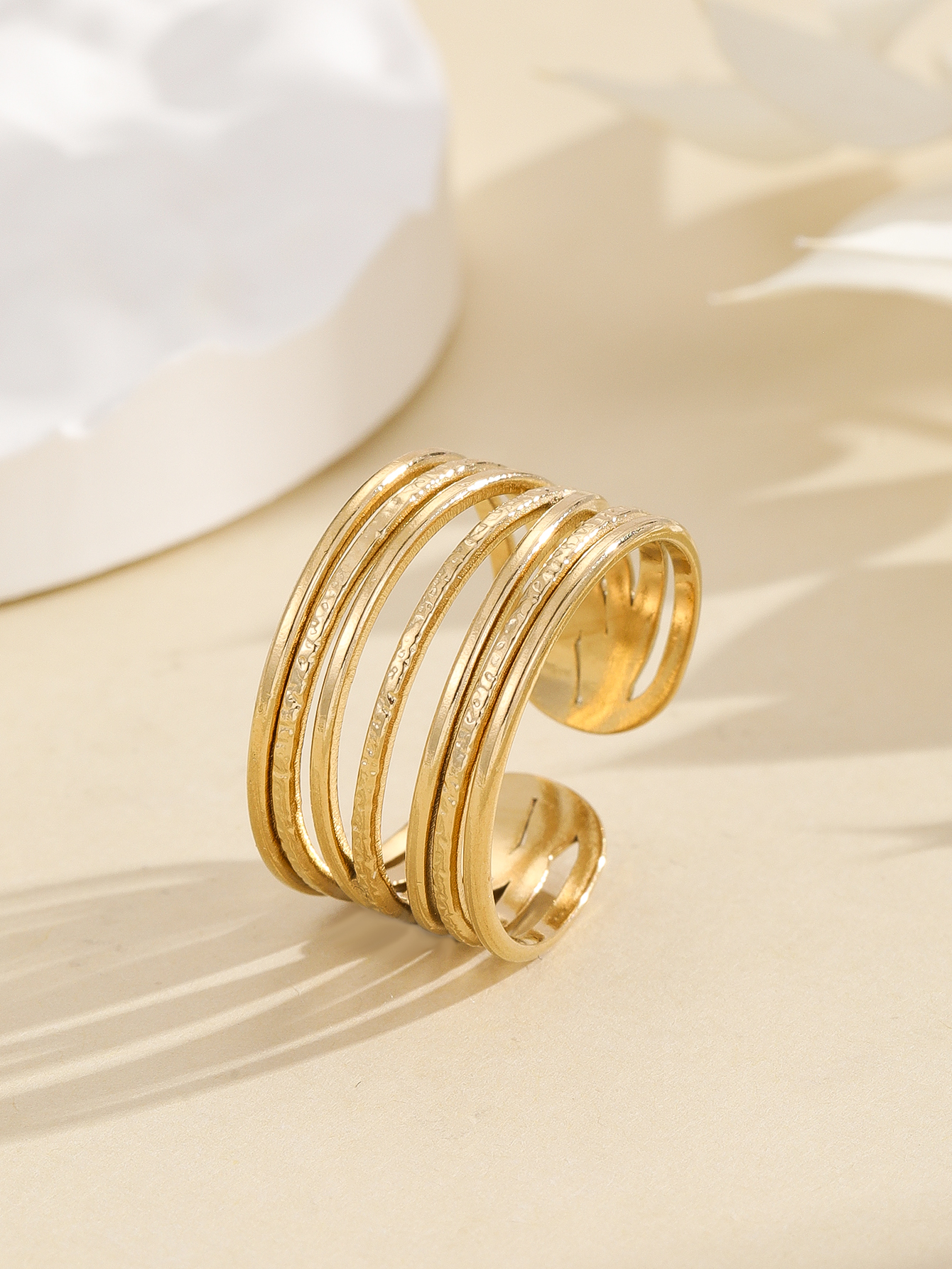 European and American simple, non-fading stainless steel ring, high-end, niche ring, open stainless steel ring, wide index finger ring Item Picture