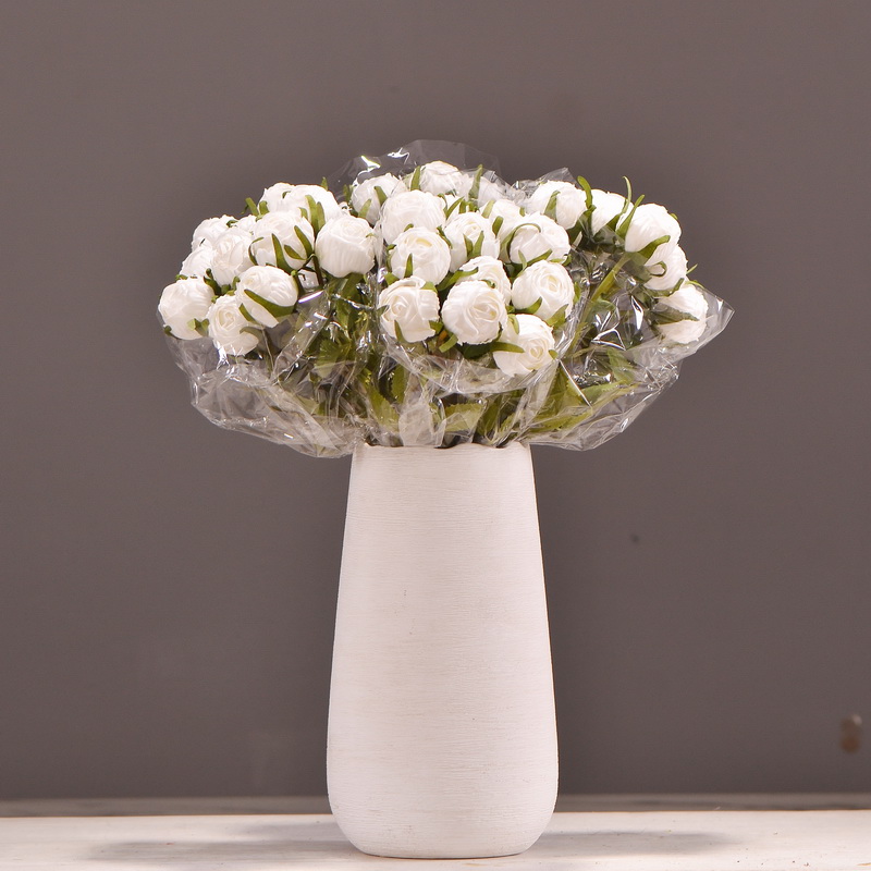 Dongli retro artificial rose bud bouquets, original factory goods, artificial flowers wholesale, home furnishing mall, wedding decoration artificial flowers Item Picture