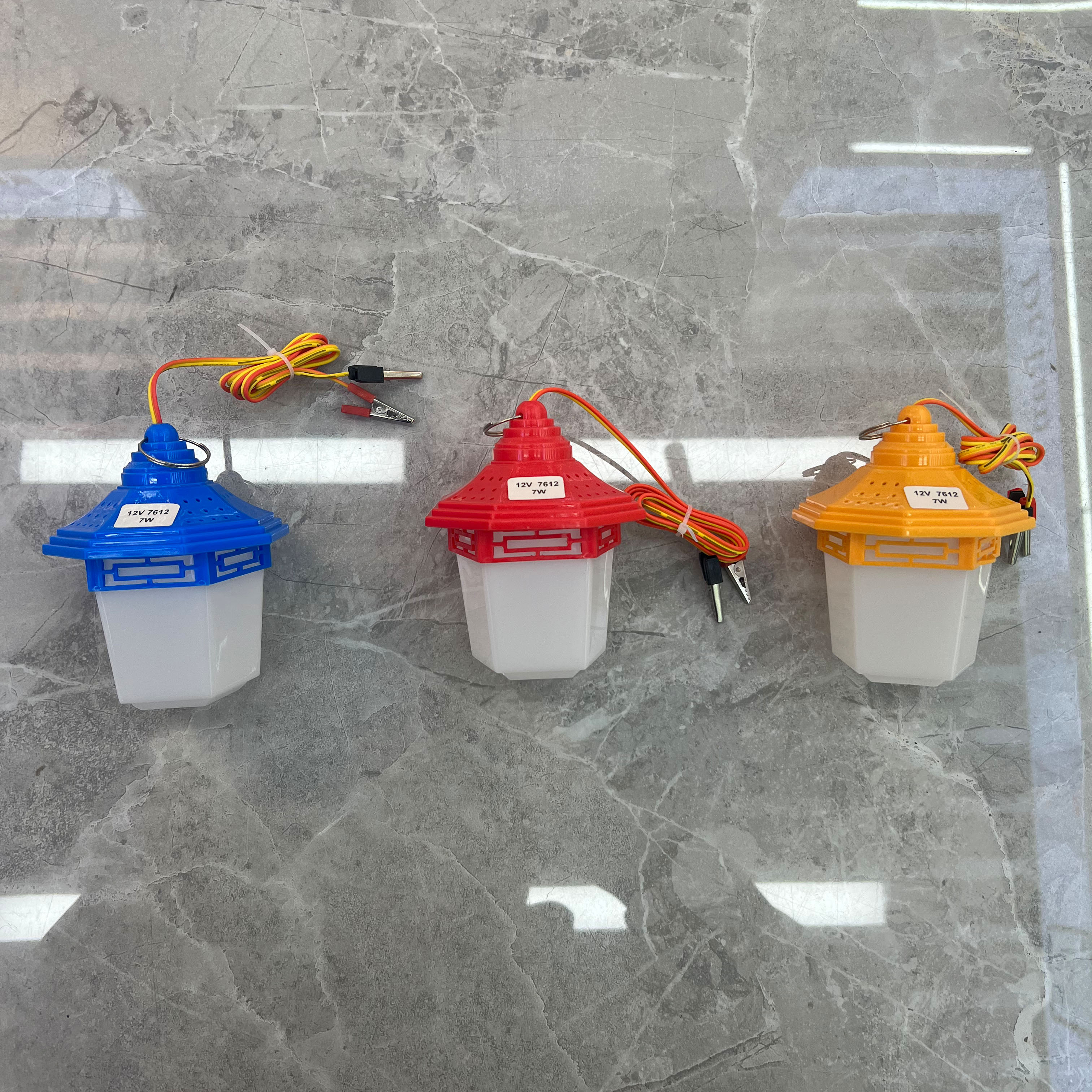 DC12V-7612 18W 1.5-meter red and yellow wire with clip 12V emergency light