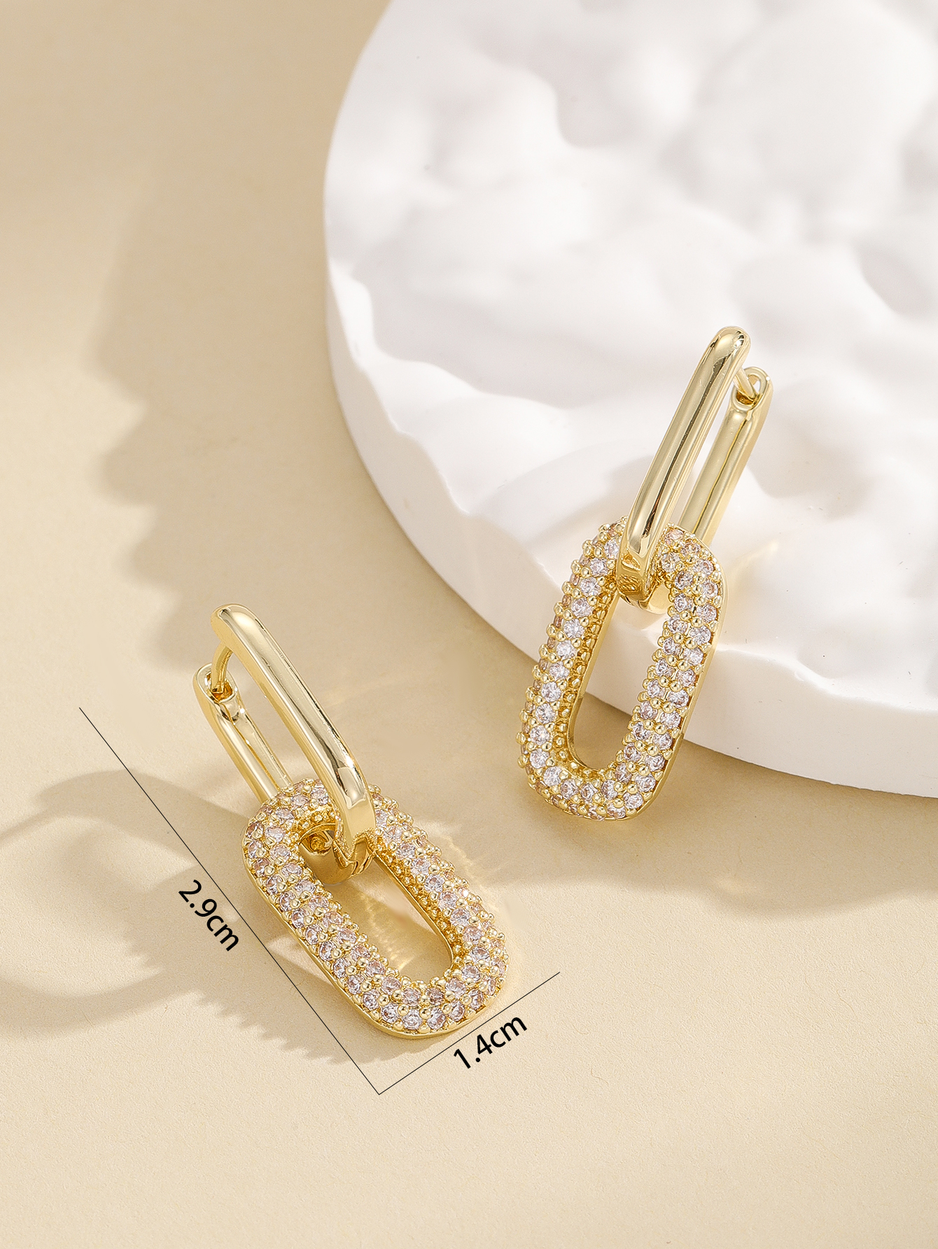 European and American fashion copper gold-plated zircon earrings, geometric hollowed-out personalized rectangular ear buckles, ins style women's earrings wholesale details Picture