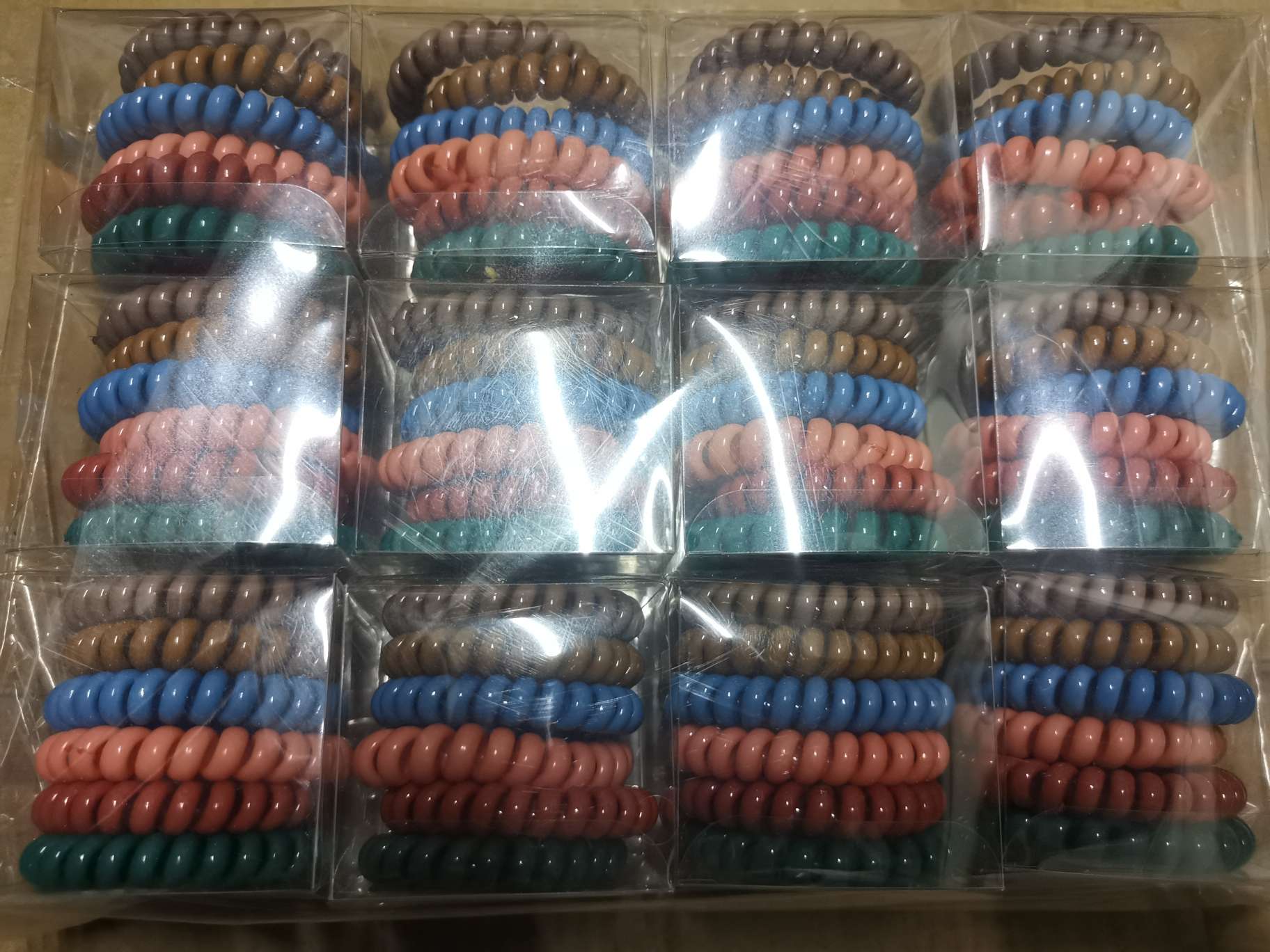 Large-sized wristband box, thick wristband, telephone line, high-elasticity hair band, simple and durable, high-elasticity hair tie, hair accessory Item Picture