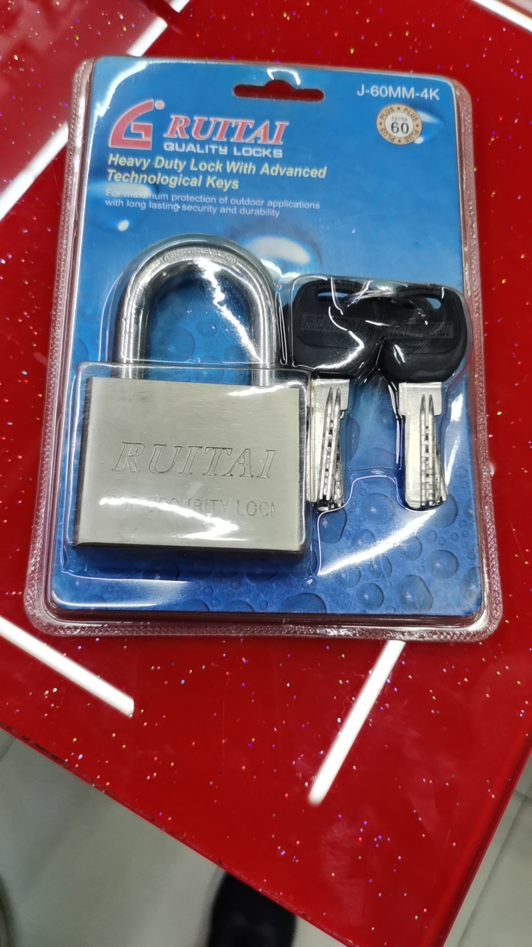 Copper core iron plastic key padlock hanging board Application Scenario