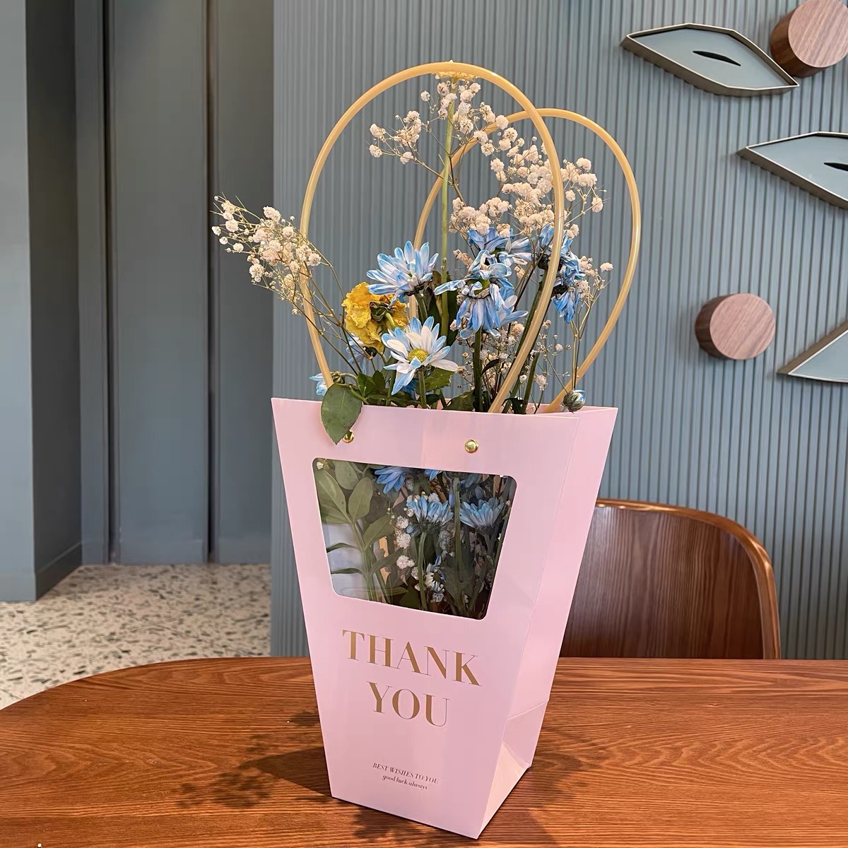 Flower window packaging box with gilded flower packaging Specification image