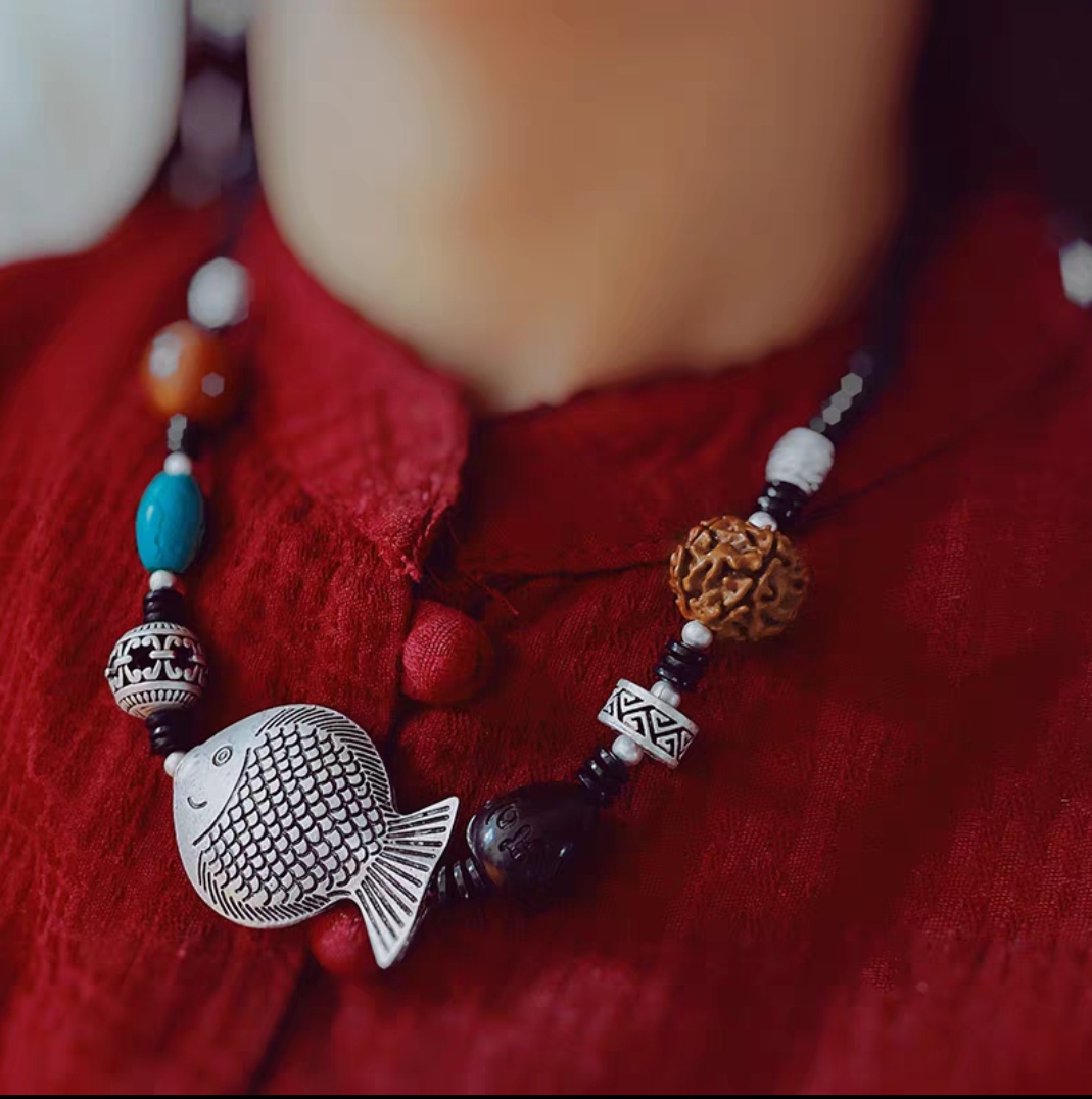 Korean wax thread pure hand-woven sweater chain detail image 7