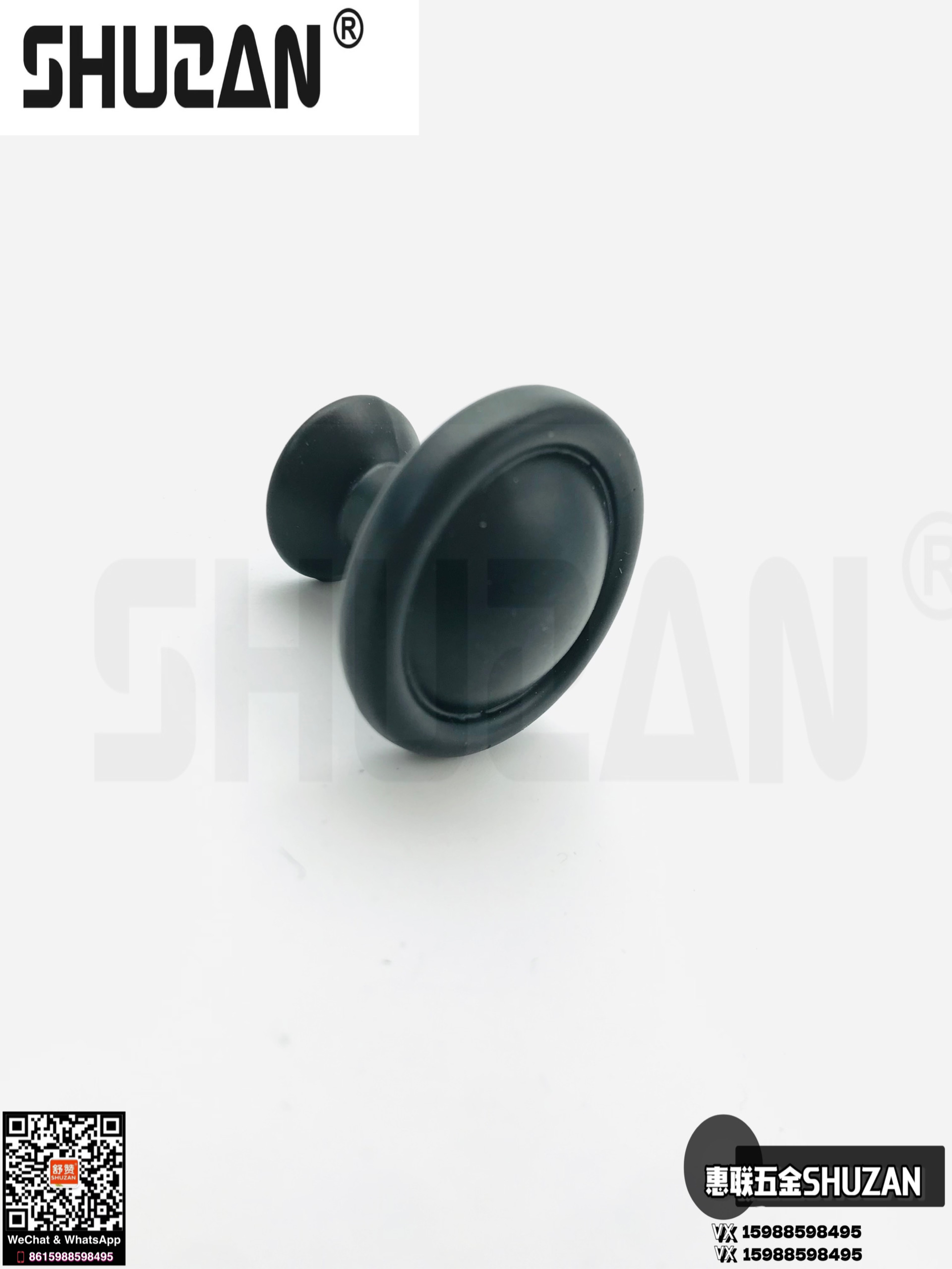 The Shuzan handle features a high-quality black appearance, smooth touch, durability and simplicity