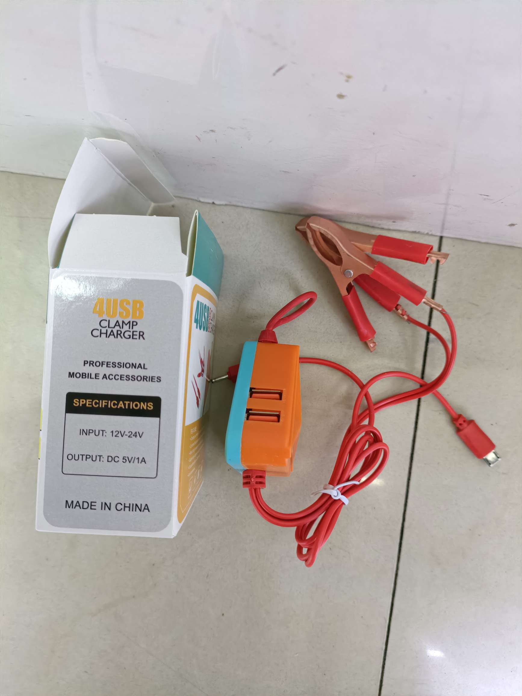 Triangular 4USB side USB dual red clip charger for mobile phone charger detail image 4