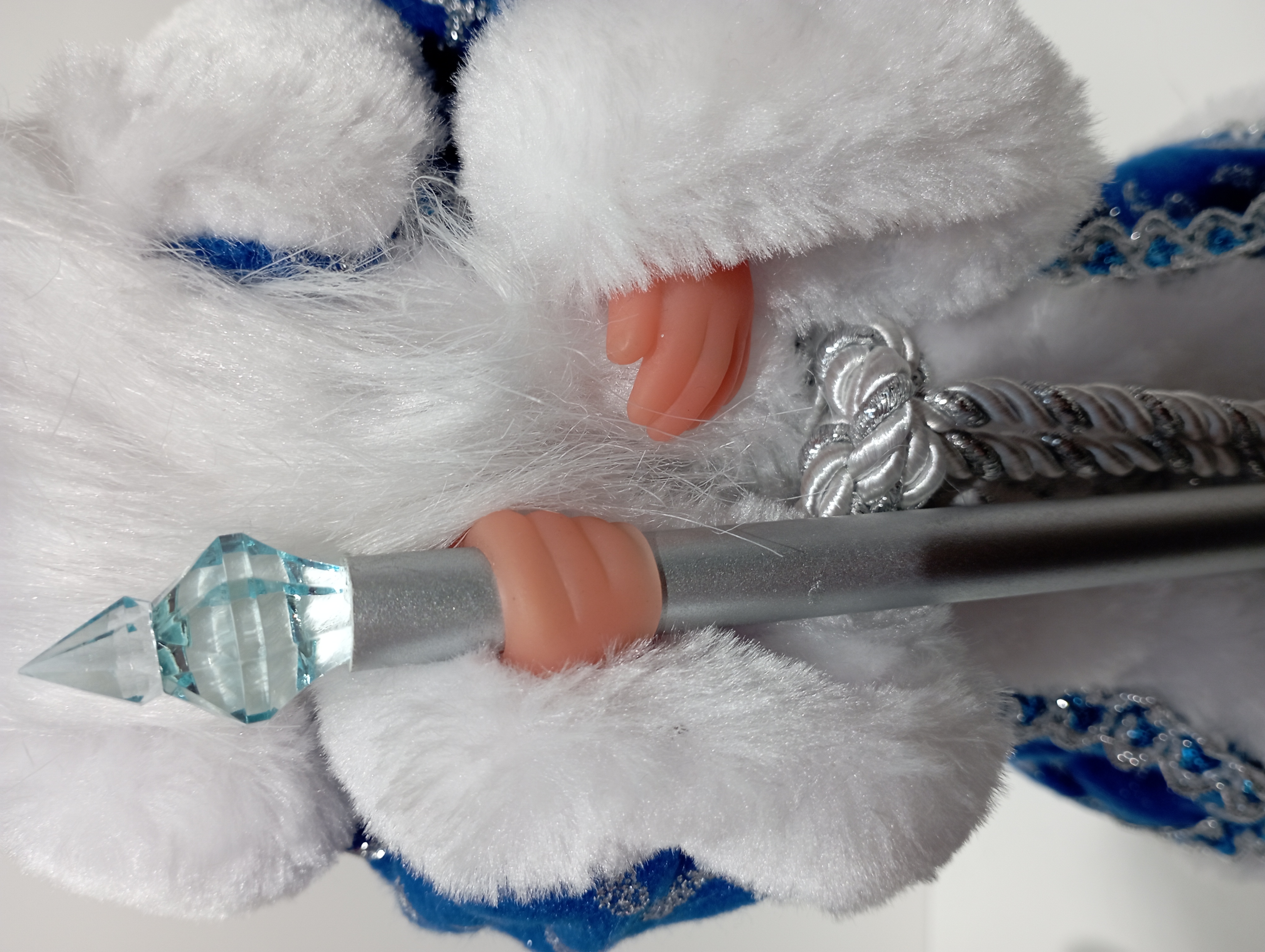 9123 Factory direct sales Christmas dolls that can sing and dance Russian version Santa Claus toys as Christmas gifts for children Specification image