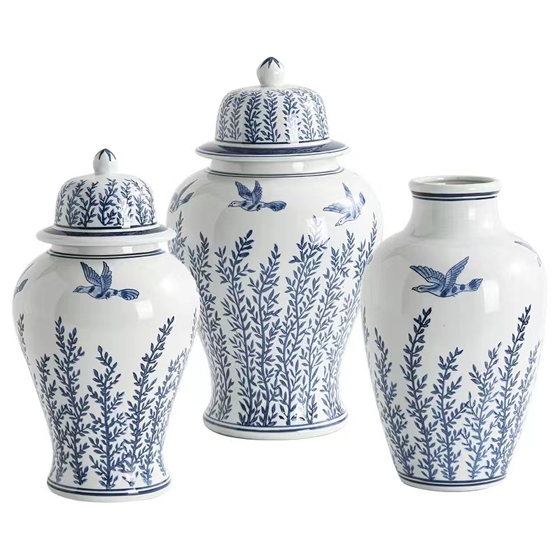 陶瓷花瓶/家居摆件/新中式产品图