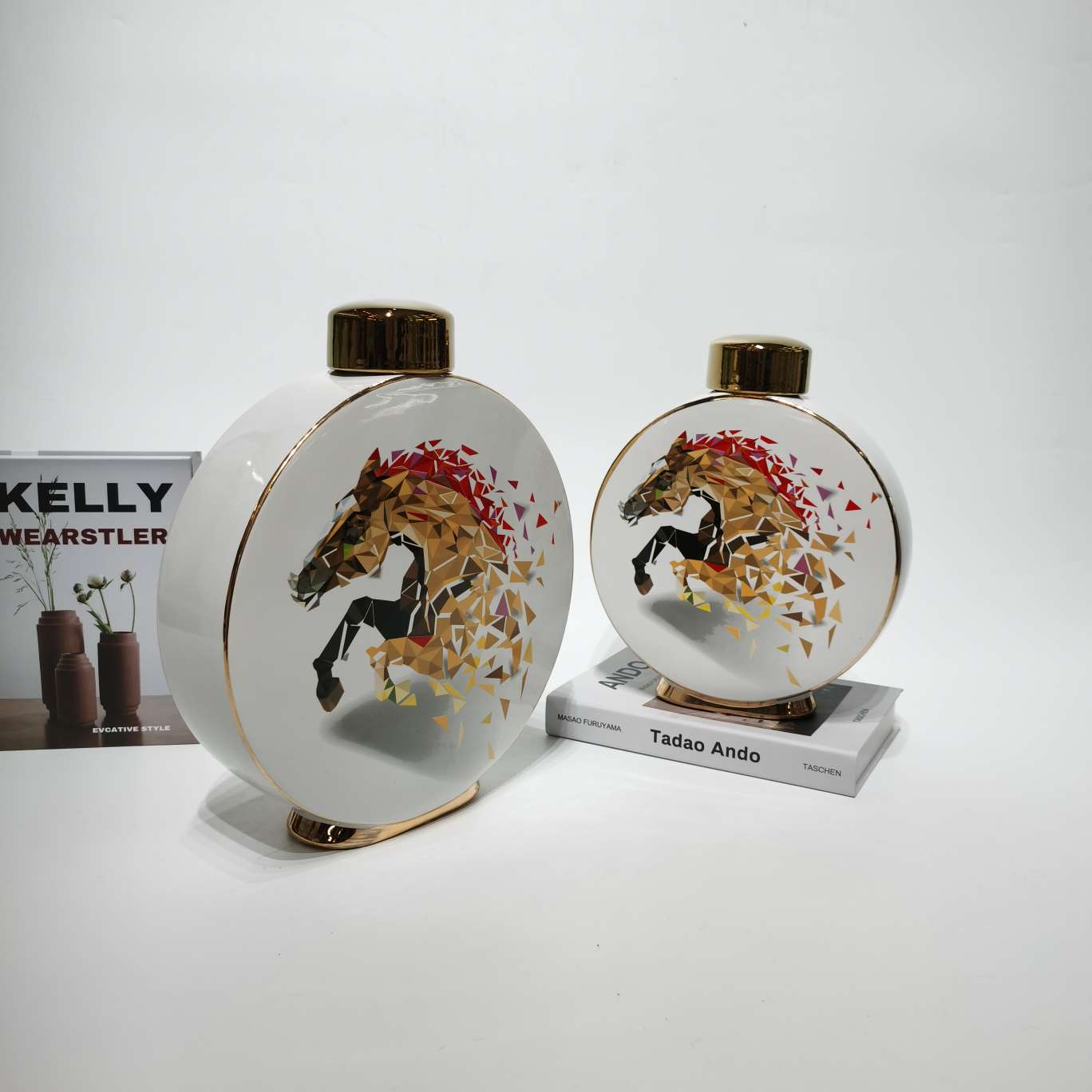 The minimum order quantity for ceramic home ornaments is 12 sets Application Scenario