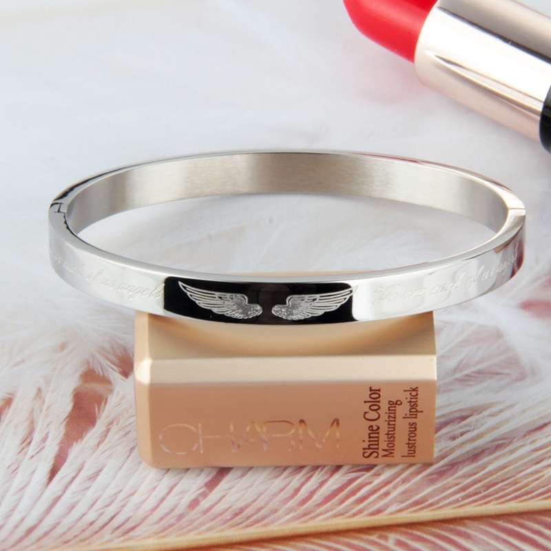 Fashionable gold-plated titanium steel women's gift bracelet Feather LOVE316L stainless steel bracelet for women details Picture