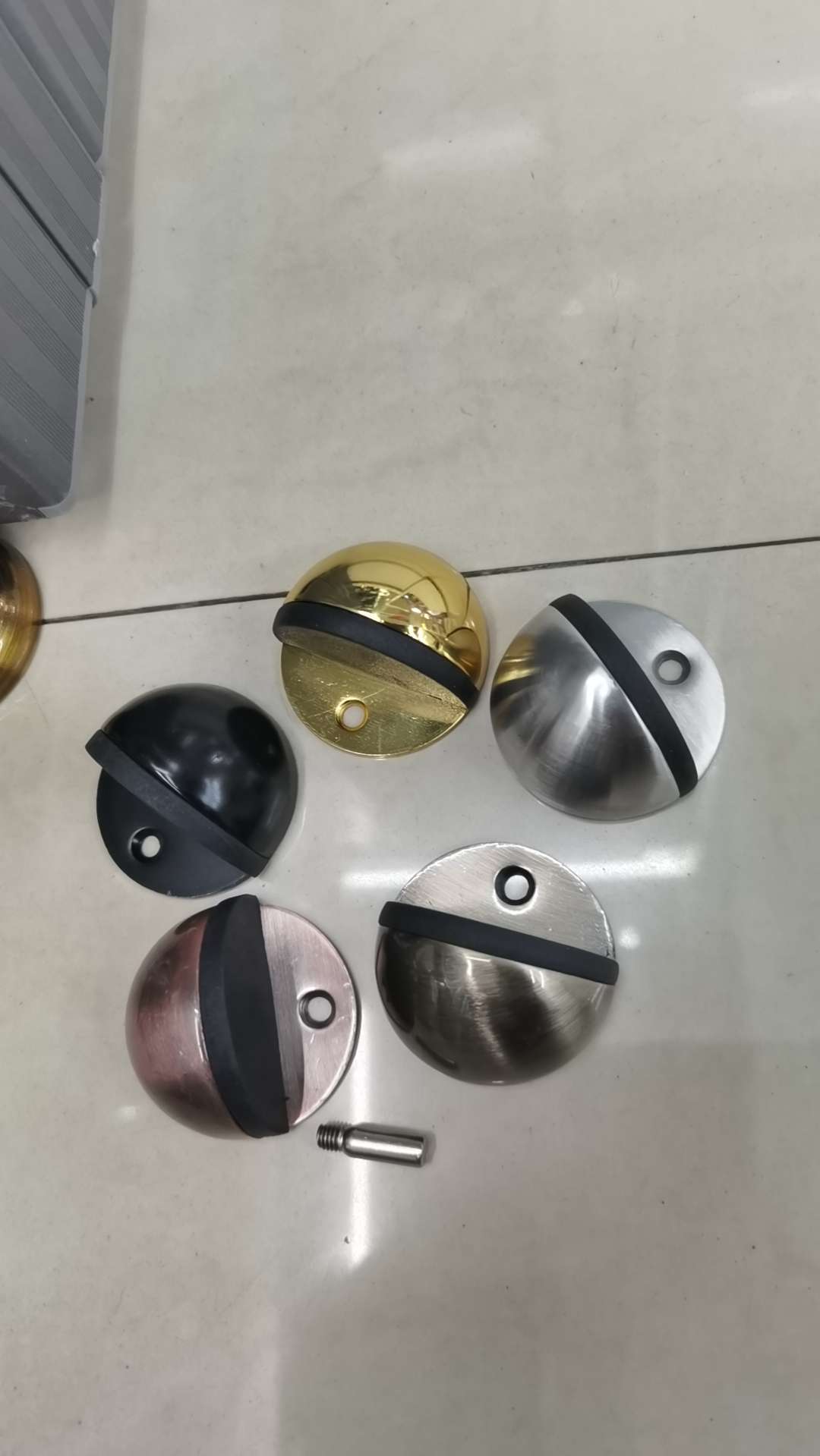 新款门碰