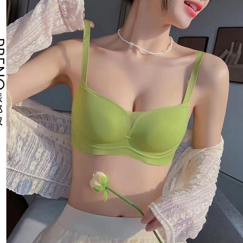 Dreamy red and pink, seamless, small breasts that look larger, no steel rings, breast retraction, anti-sagging, thin and comfortable bra for girls