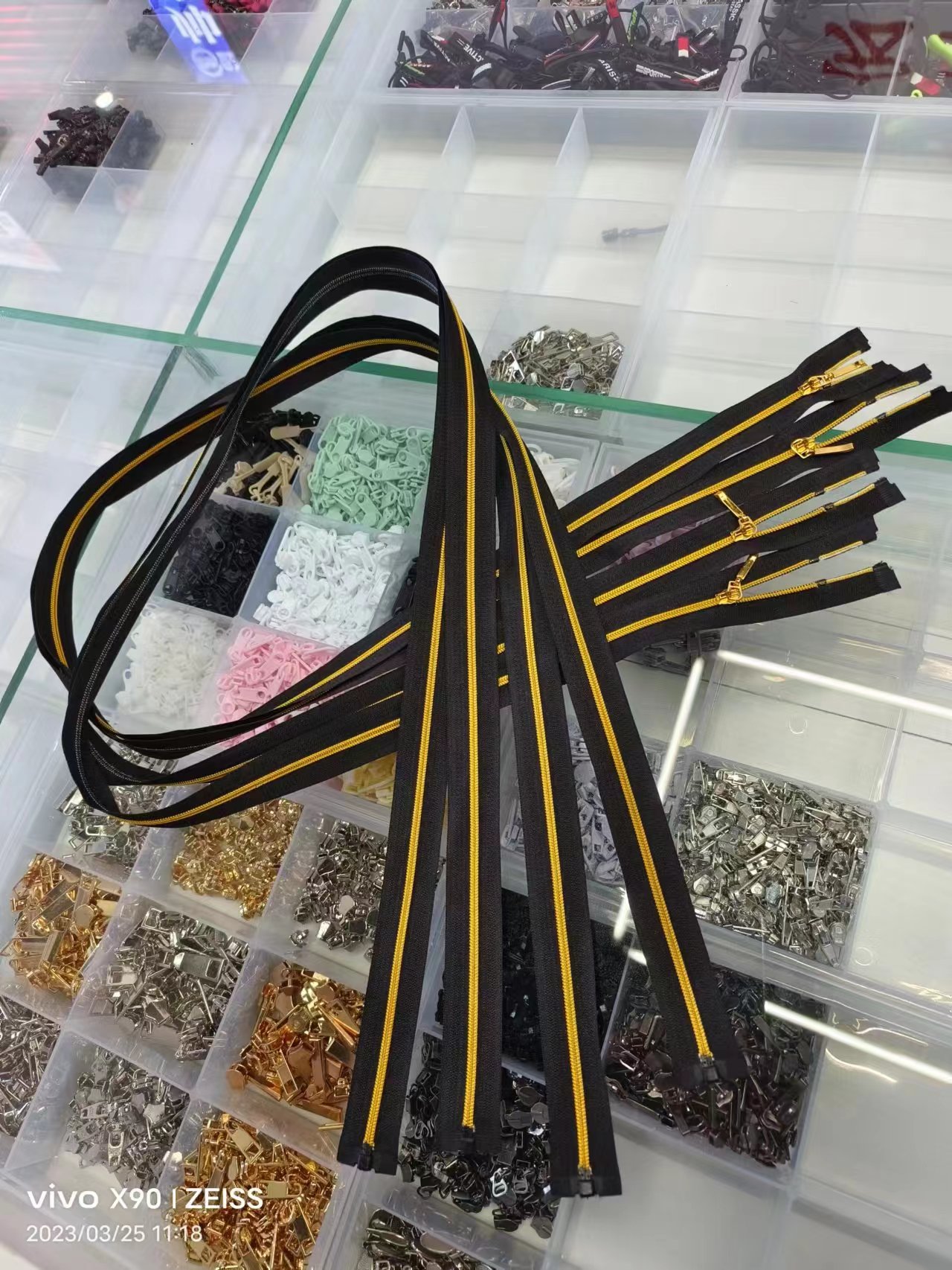 Best-selling nylon zippers, nylon zipper pulls, factory direct sales, quality online 1 details Picture