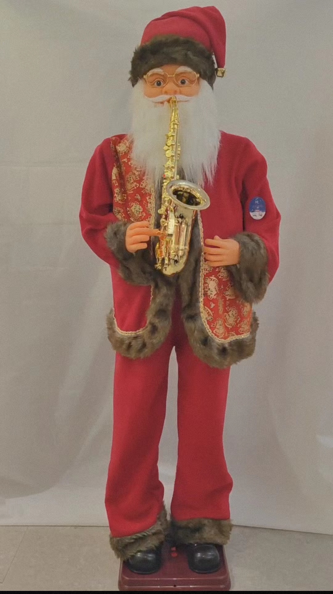 1.6-meter grey fringed patchwork clothes blowing Saxon-style Santa Claus figurine that can dance 9123 factory direct sales electric Santa Claus figurine