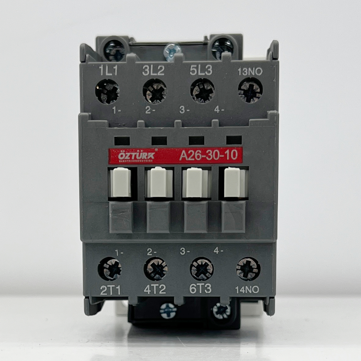 交流继电器实物图