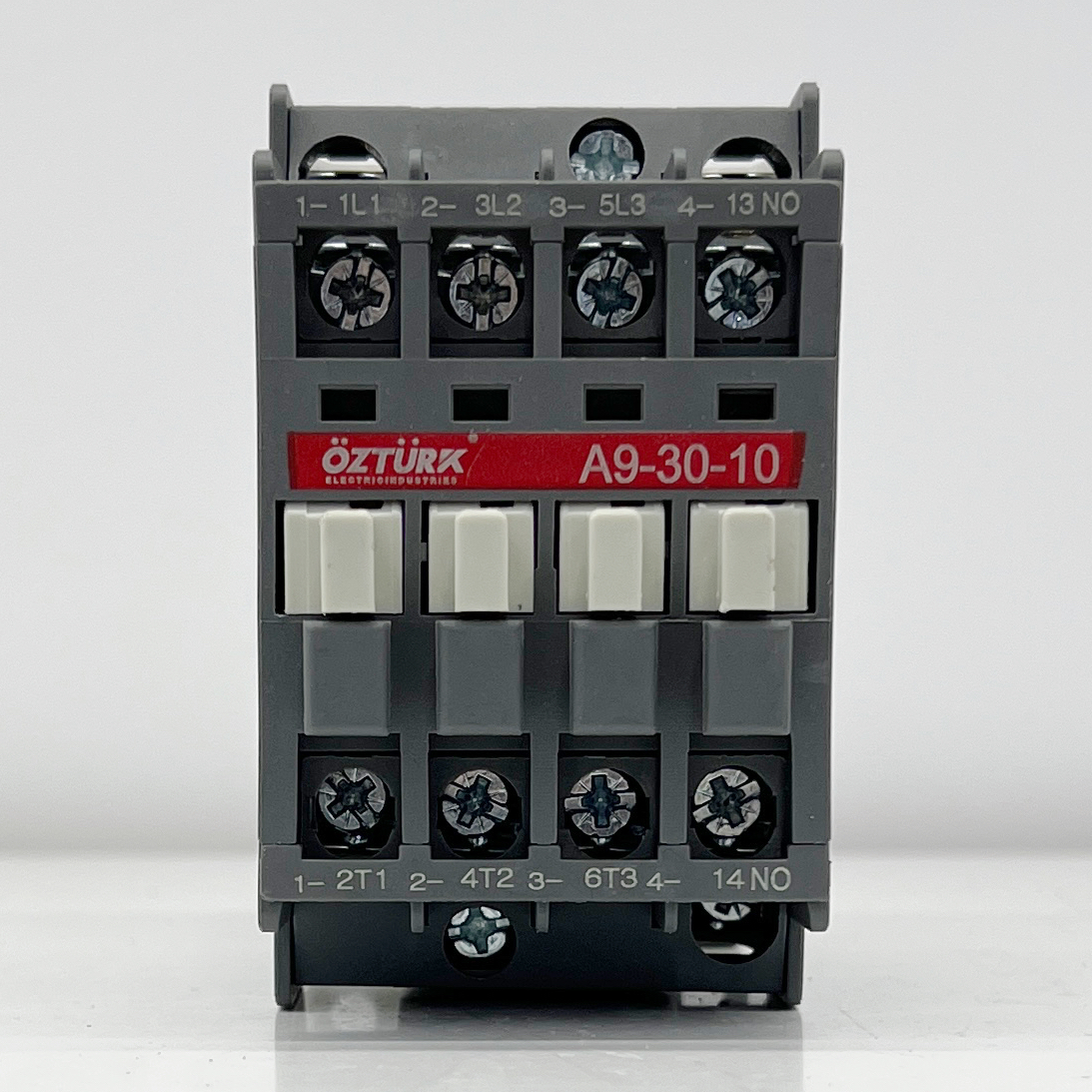 交流接触器白底实物图