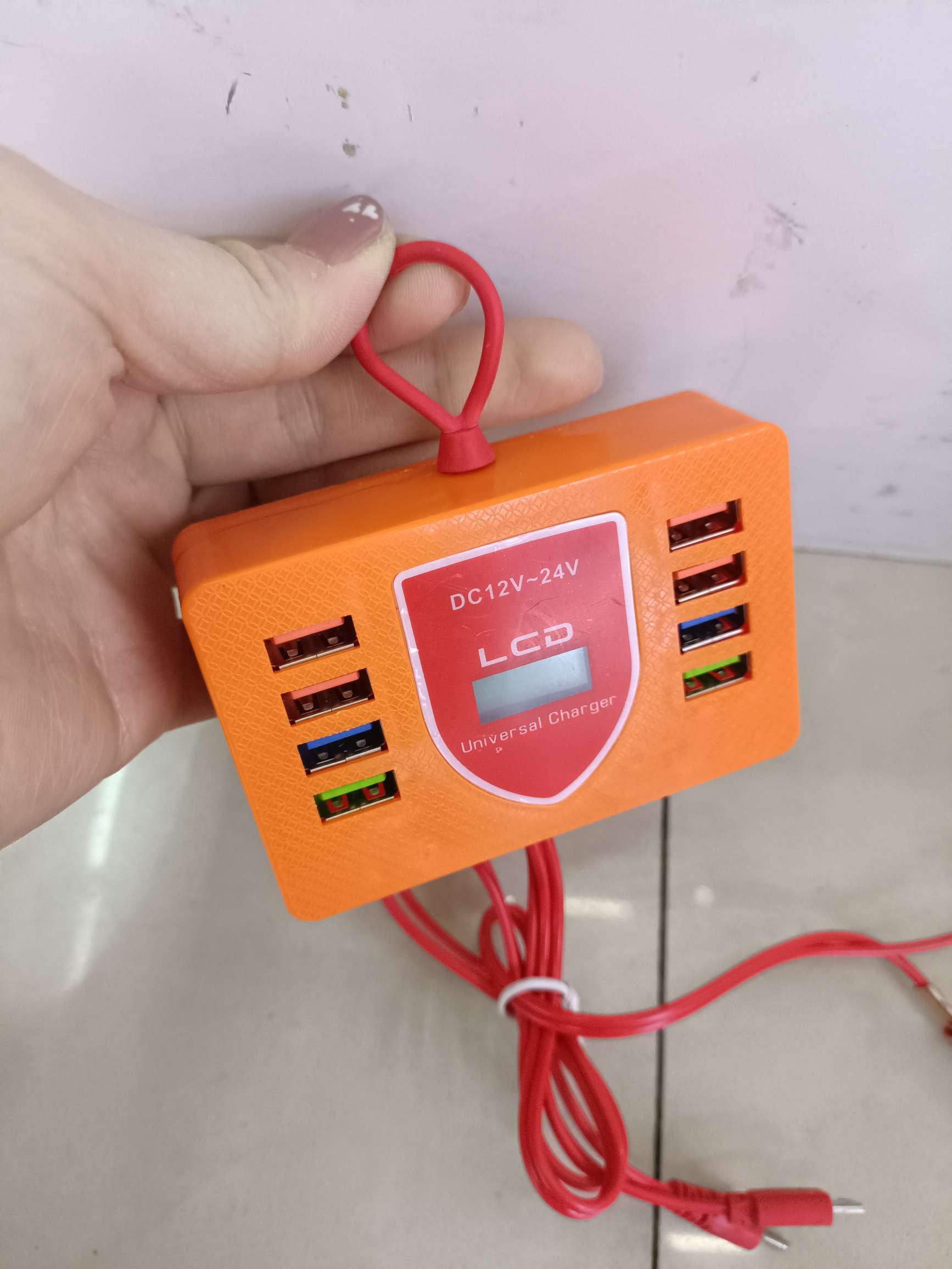 8USB شاحن هاتف محمول محشو بمشبك أحمر مزدوج detail image 9