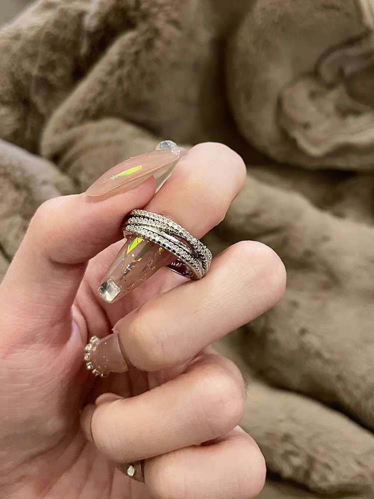 Xin 'ai Lian -154 A niche design ring with a silver irregular zircon copper-plated opening that can be adjusted detail image 3