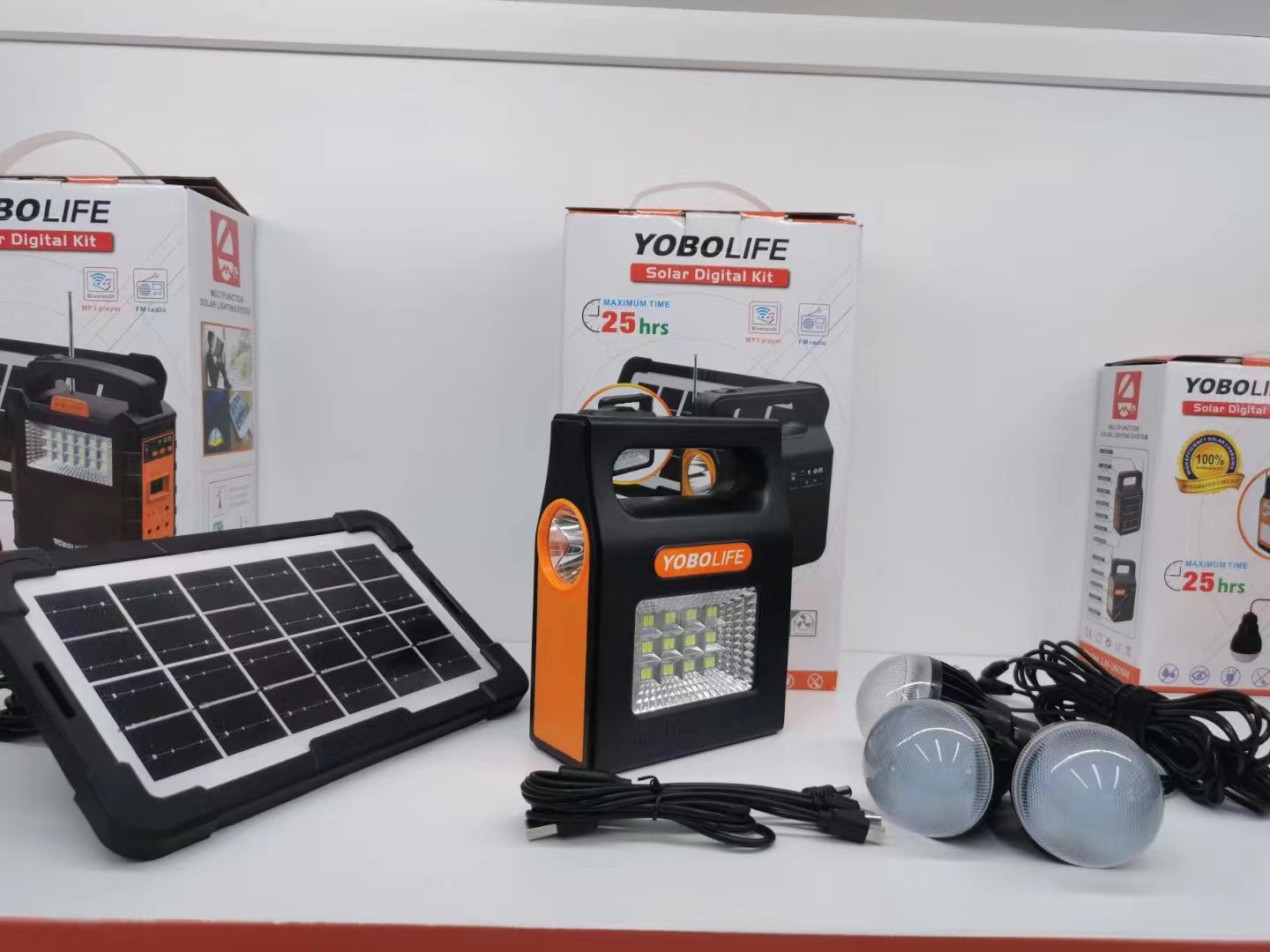 YOBOLIFE LM-3603 sistema pequeño de iluminación solar