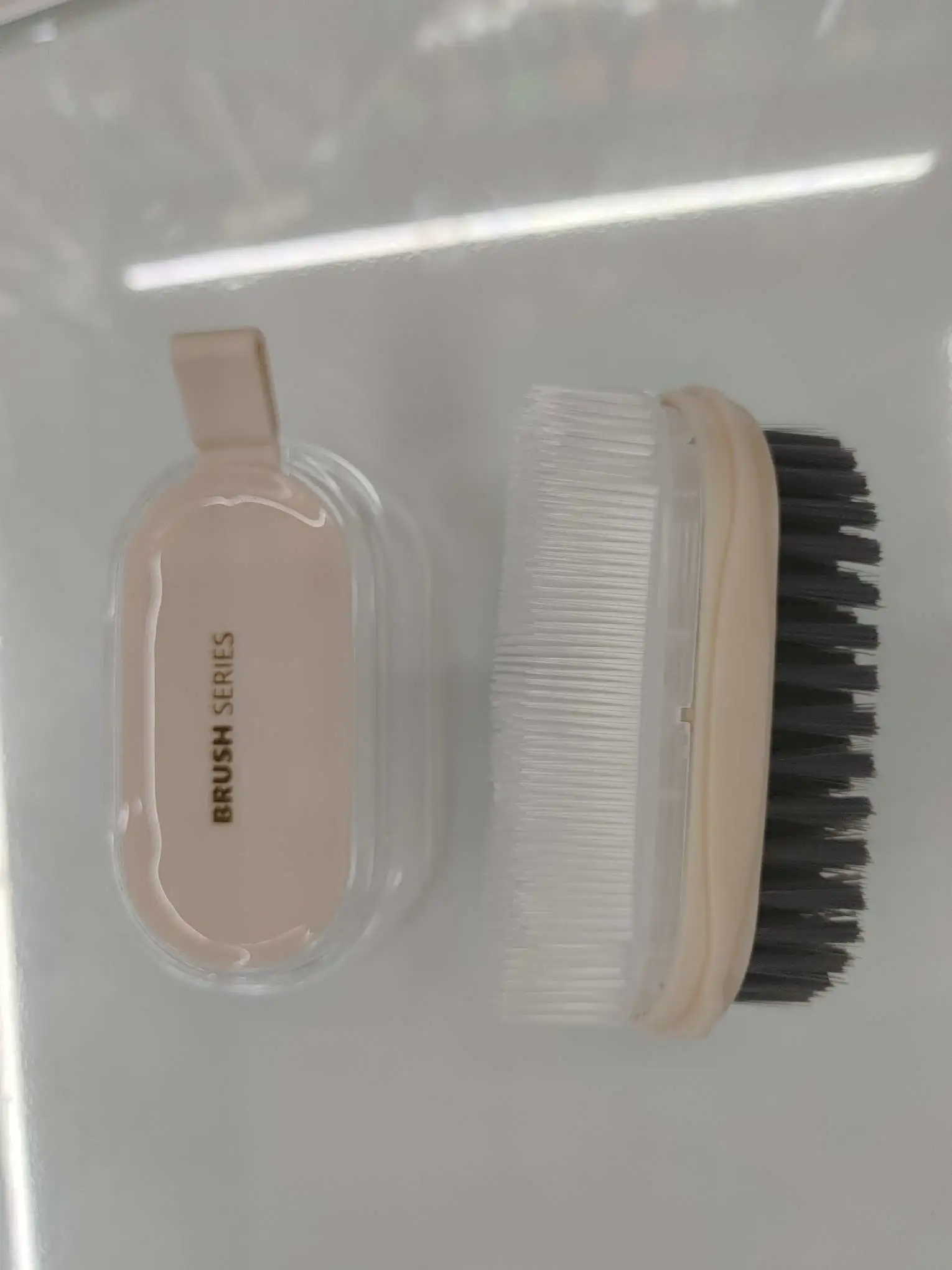 Item No. : 410 Double-sided laundry brush, Material: PP+PE+TPR+COP, Product Size: 11×6×6, each product weighs approximately 97 grams detail image 6
