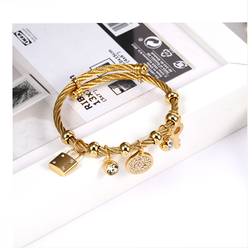 Stainless steel Fatima hand bracelet, titanium steel key lock bracelet with diamond round steel wire, extendable and adjustable bracelet accessory Specification image