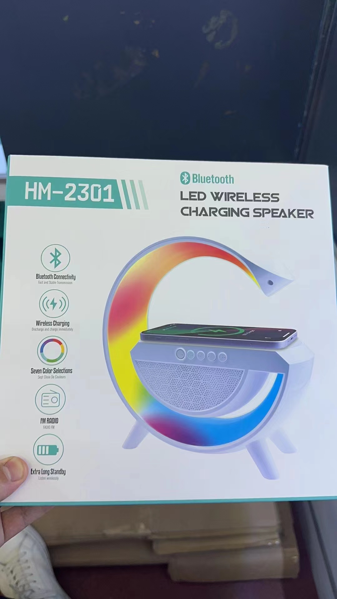 跨境新款大G炫彩蓝牙音箱 多功能无线充电器床头氛围灯