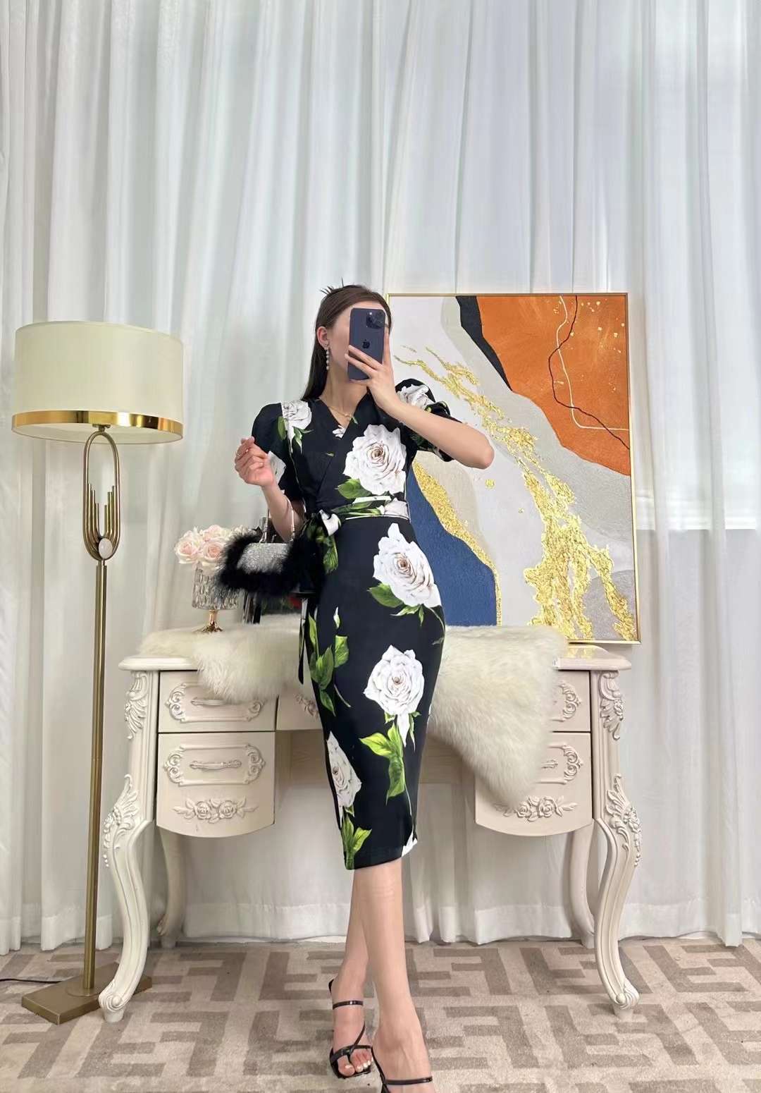 2023新款爆款连衣裙修身女人味