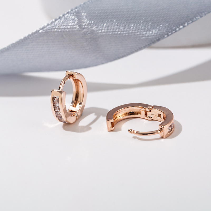 European and American simple square diamond ear buckles, 18K gold color-preserving copper micro-inlaid exquisite and charming earrings Specification image