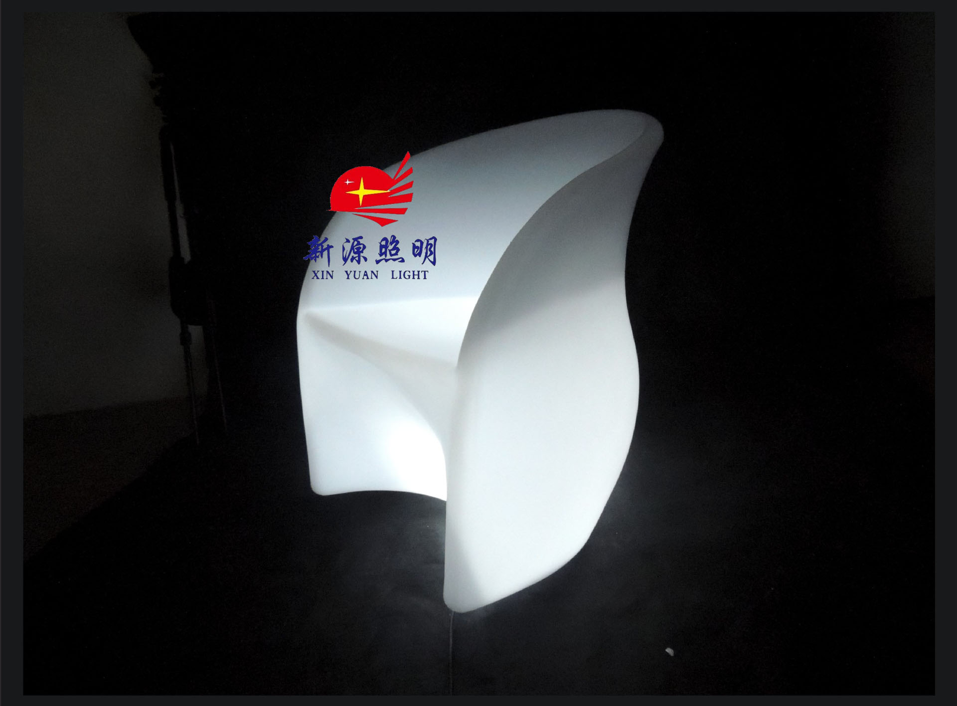 Plastic luminous furniture, rechargeable furniture, best-selling luminous furniture at the exhibition, LED luminous chairs for bars details Picture