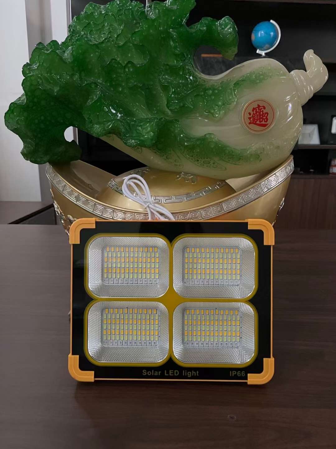 مصابيح الدايود المبتعث للضوء التي تعمل بالطاقة الشمسية Item Picture