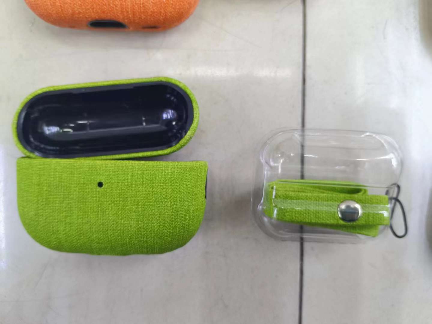 Fabric Bluetooth earphone case with lanyard disassembly and assembly split Bluetooth earphone case detail image 7