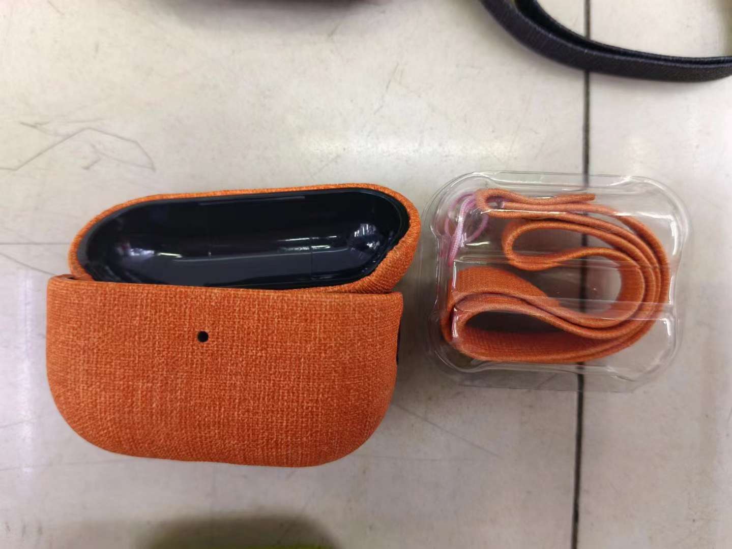 Fabric Bluetooth earphone case with lanyard disassembly and assembly split Bluetooth earphone case detail image 8