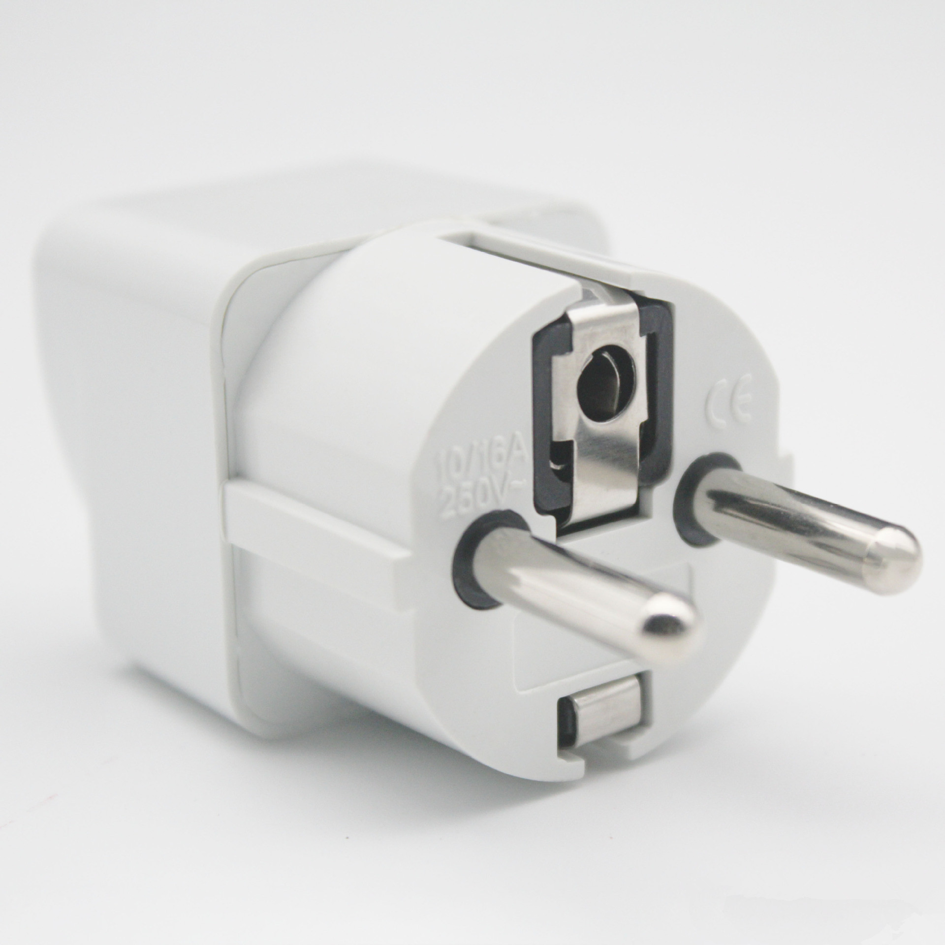 Yawei De style adapter plug French adapter plug Application Scenario
