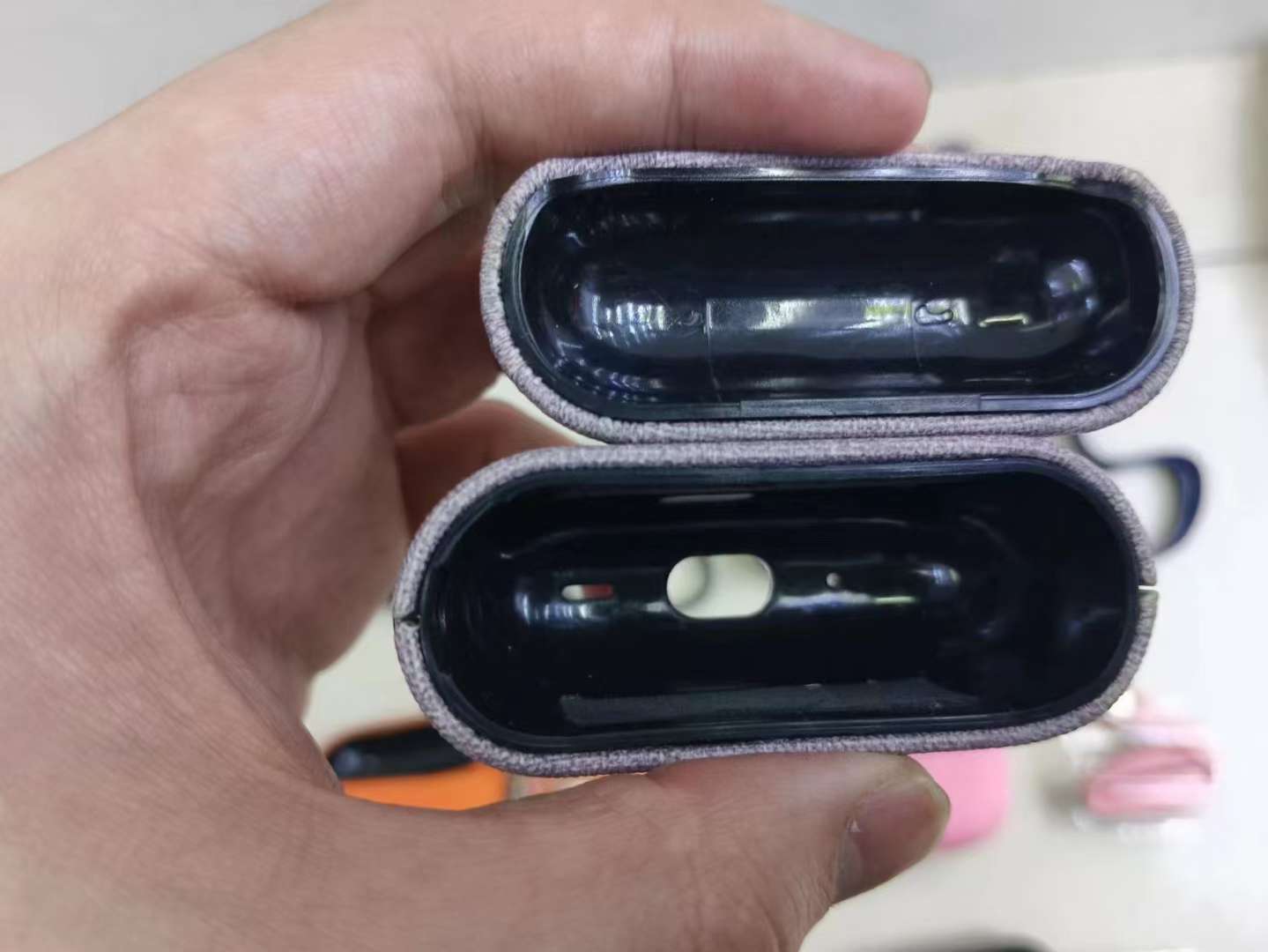 Fabric Bluetooth earphone case with lanyard disassembly and assembly split Bluetooth earphone case detail image 4