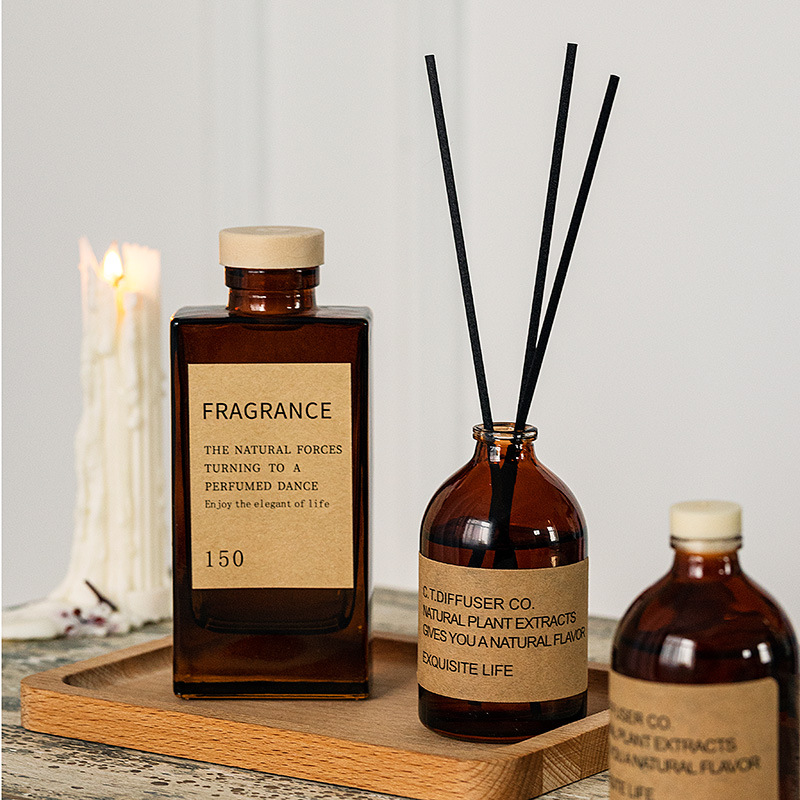 Classic small-mouthed brown bottle aromatherapy Application Scenario