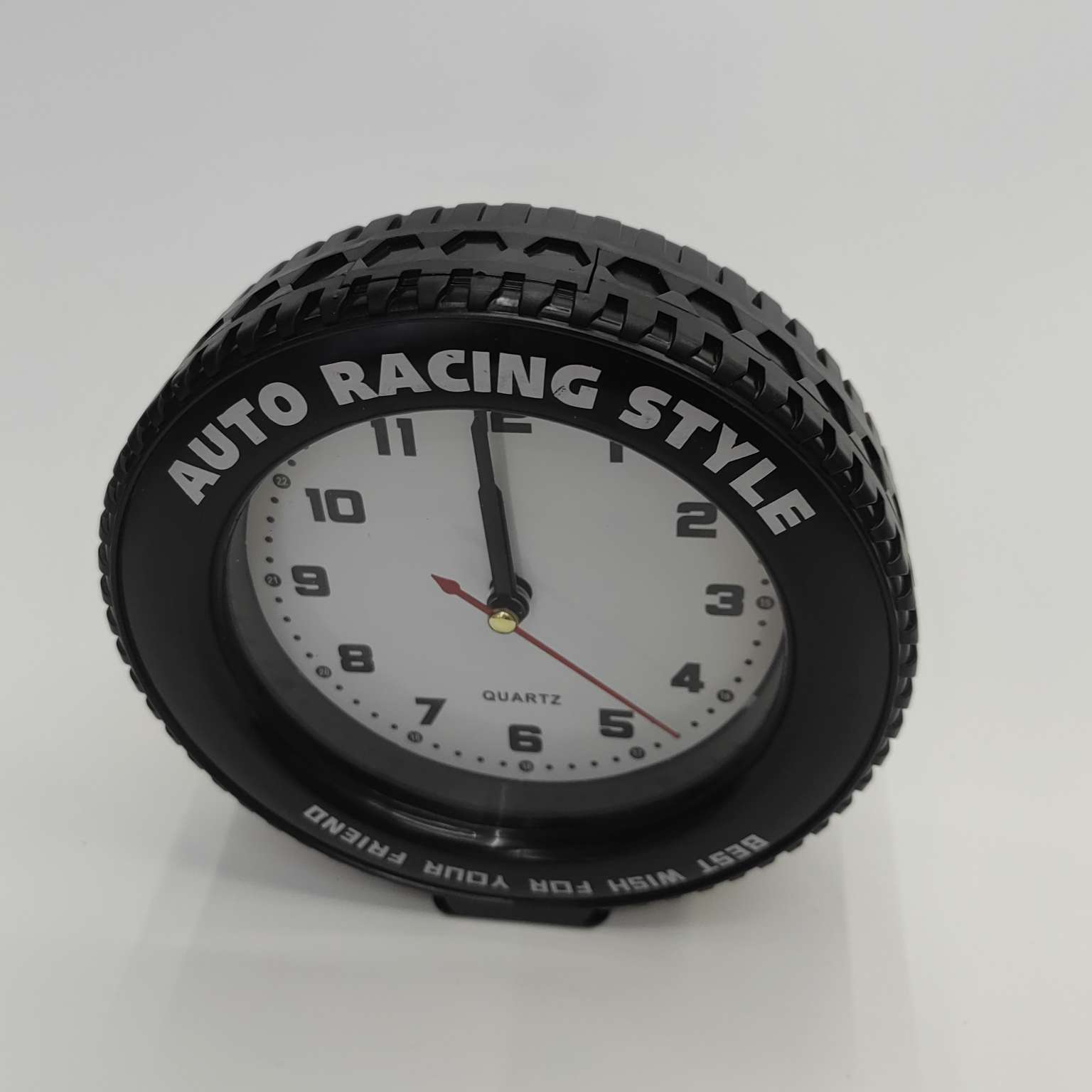 Retro, creative and fashionable tire alarm clock gift study decoration detail image 3