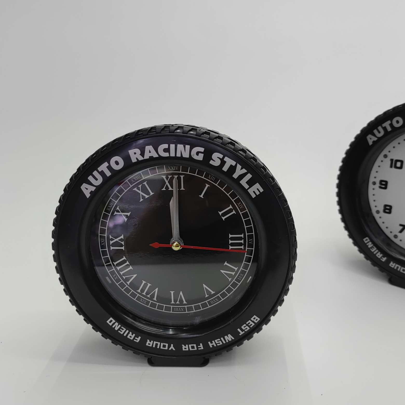 Retro, creative and fashionable tire alarm clock gift study decoration detail image 9