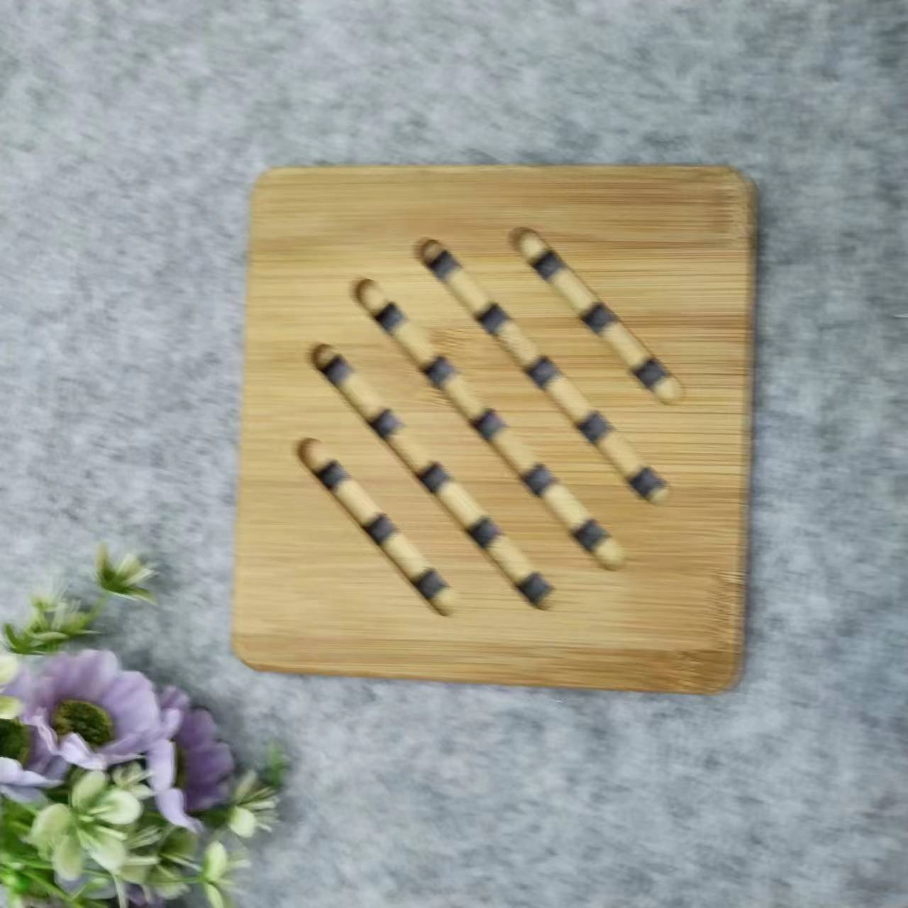 Eco-friendly bamboo natural-color flat-pressed hollowed-out MATS, table MATS, heat-insulating MATS, dish MATS, bowl MATS, pot MATS, heat-resistant MATS, high-temperature resistant MATS, creative coasters Specification image