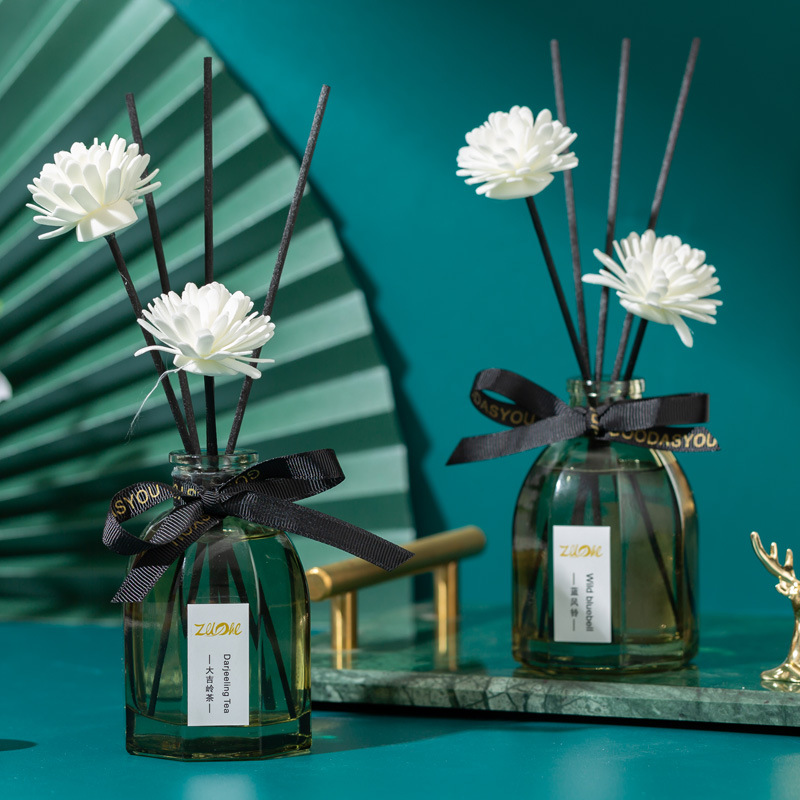 150ml black square bottle of flameless Aromatherapy, rattan dried flower fragrance, deodorizing and refreshing air, home and household perfume gift wholesale