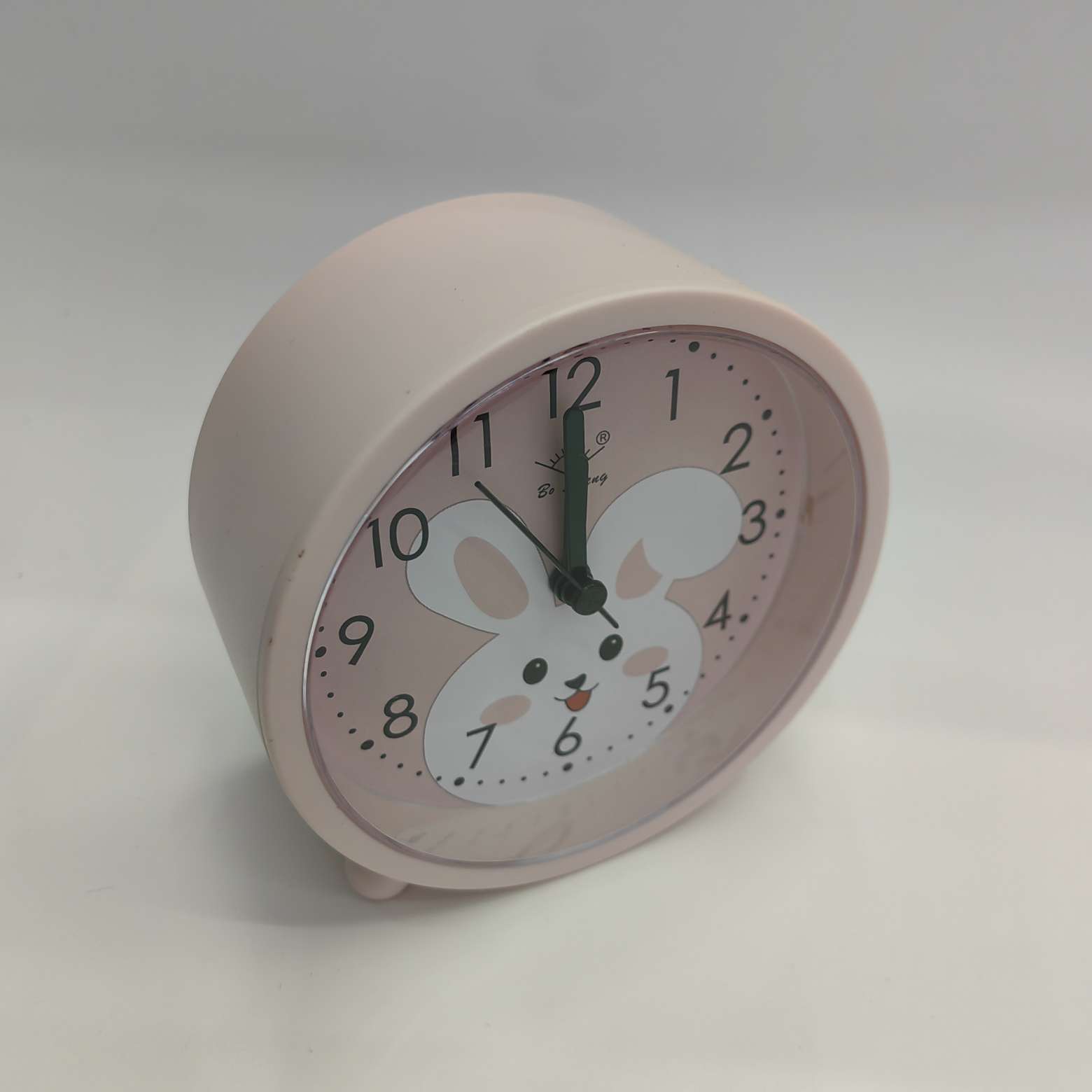 A cute round cartoon silent student alarm clock detail image 5