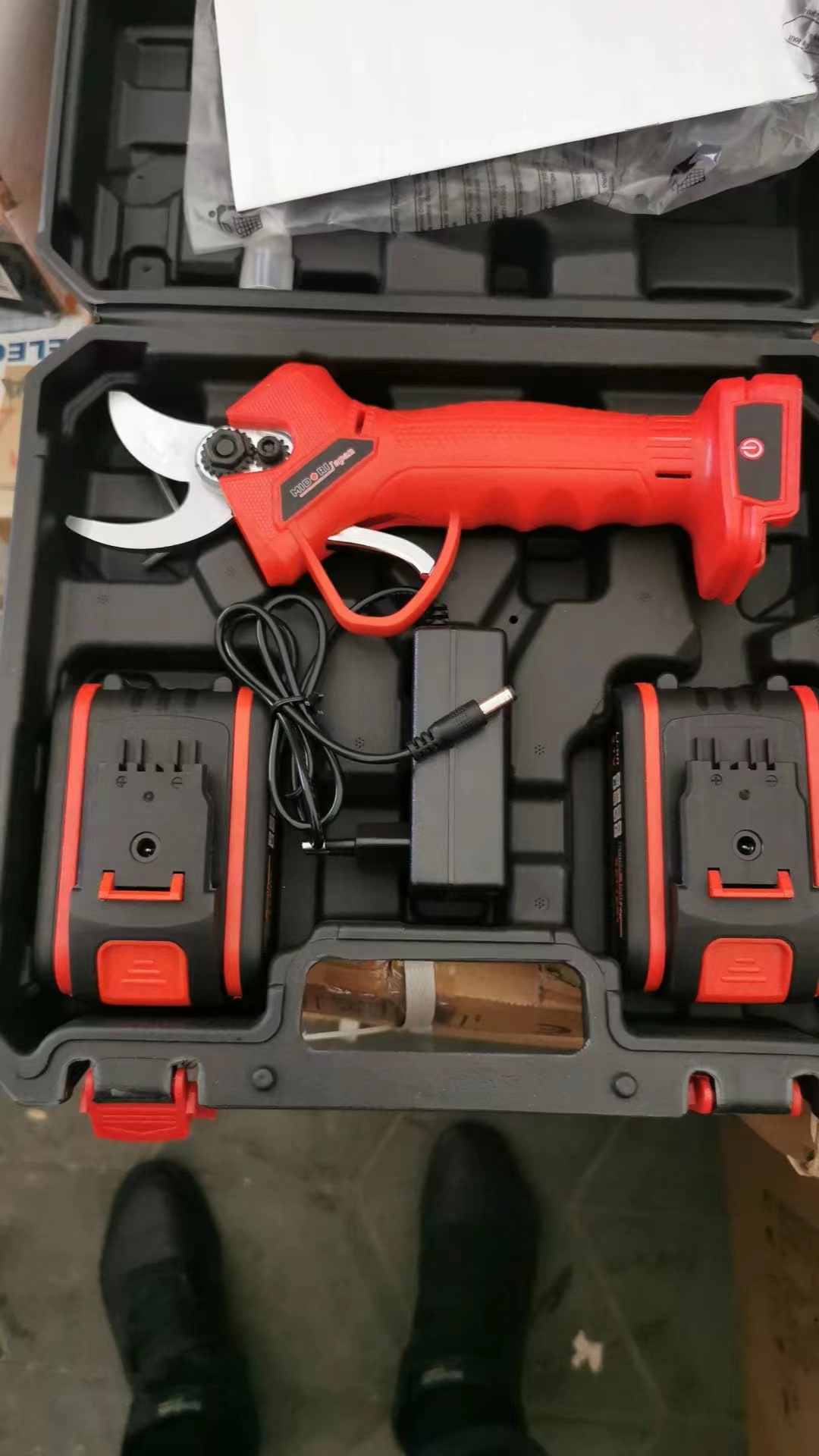 锂电池充电式果树剪刀枝剪园艺剪无线电动修枝剪园林剪刀