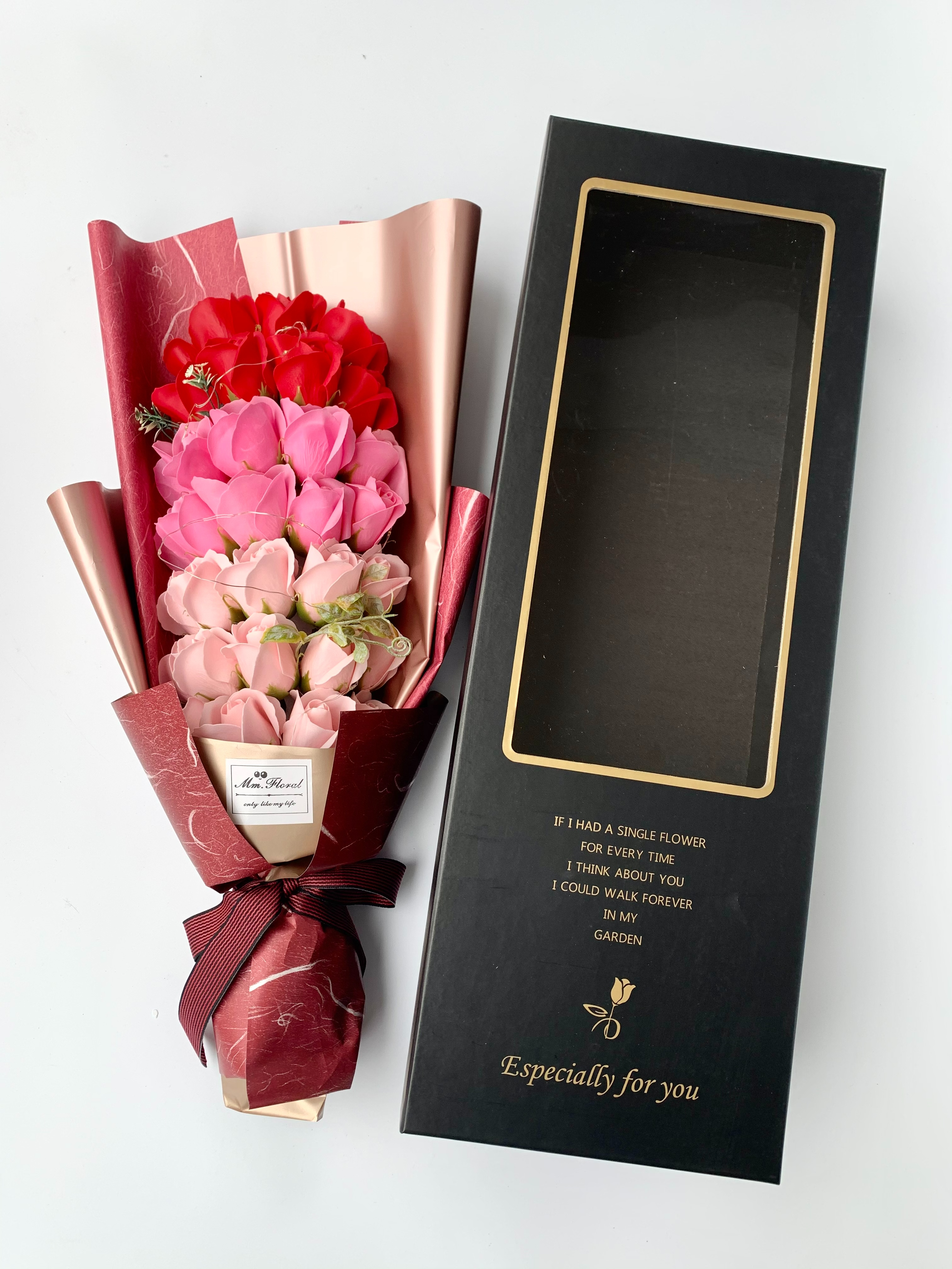 Soap flower manufacturer wholesale cross-border 33-flower bouquet gift box with light string for boyfriend, girlfriend and best friend