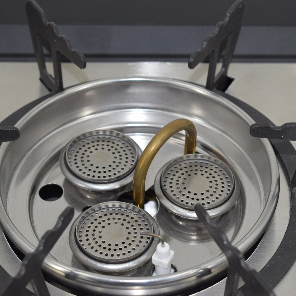 Outdoor camping and picnic high-power single-burner stove Application Scenario