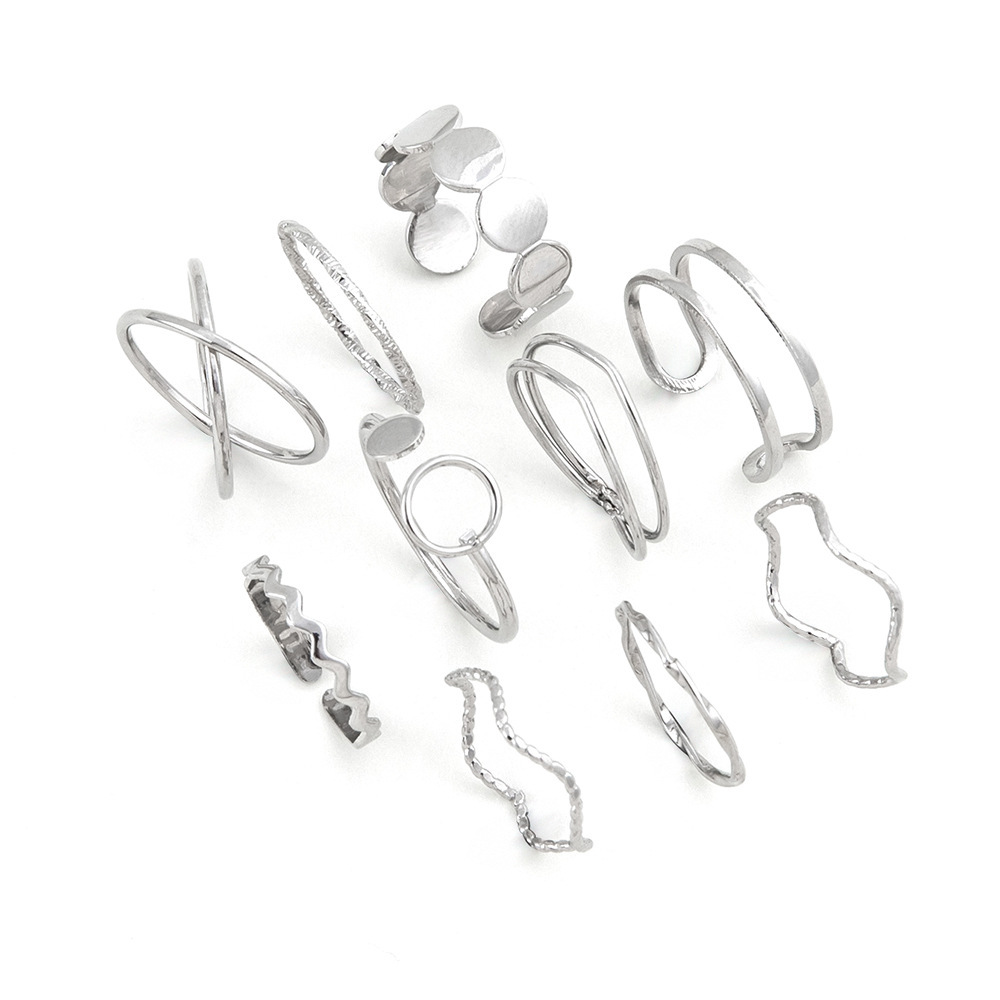 A ten-piece set of new European and American creative, versatile, individual, simple and fashionable plain ring in a cold style on Instagram Application Scenario