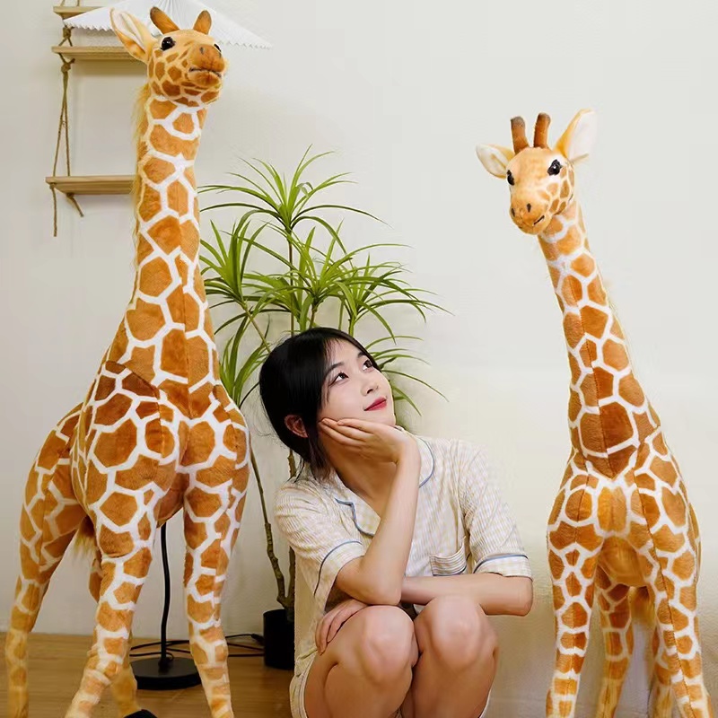 Cute simulation giraffe plush toys, small dolls, children's sleeping dolls, birthday gifts for boys and girls Application Scenario