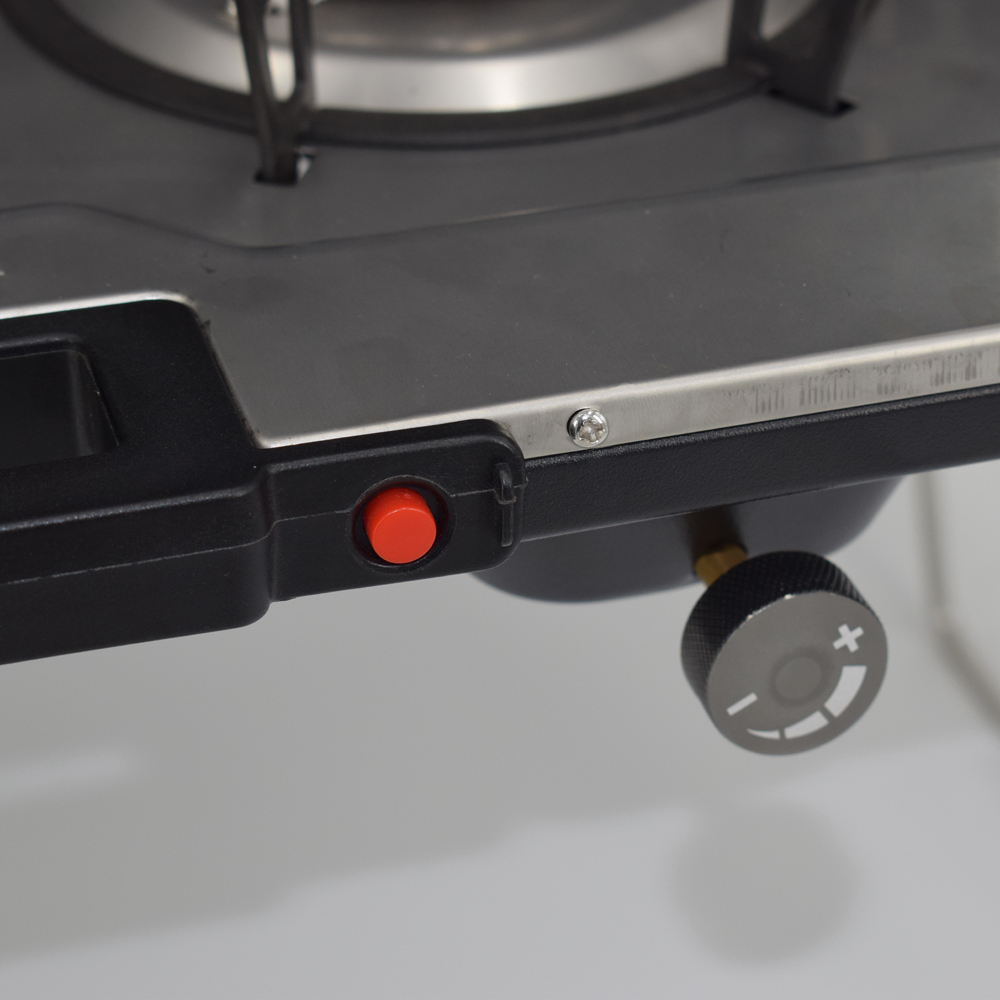 Outdoor camping and picnic with a high-power stove and a double-burner stove Application Scenario